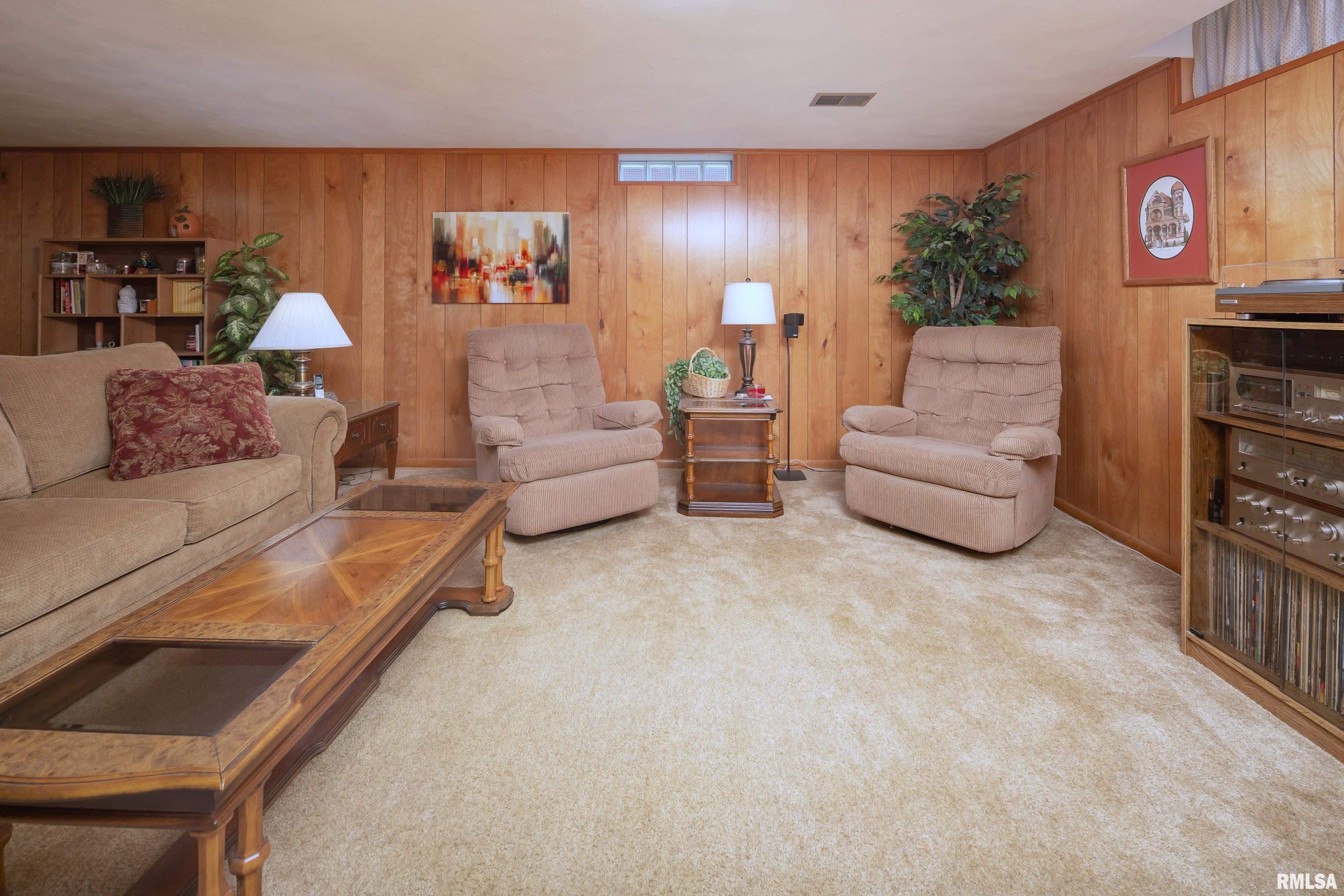 2737 28th Avenue, Rock Island, Illinois image 39