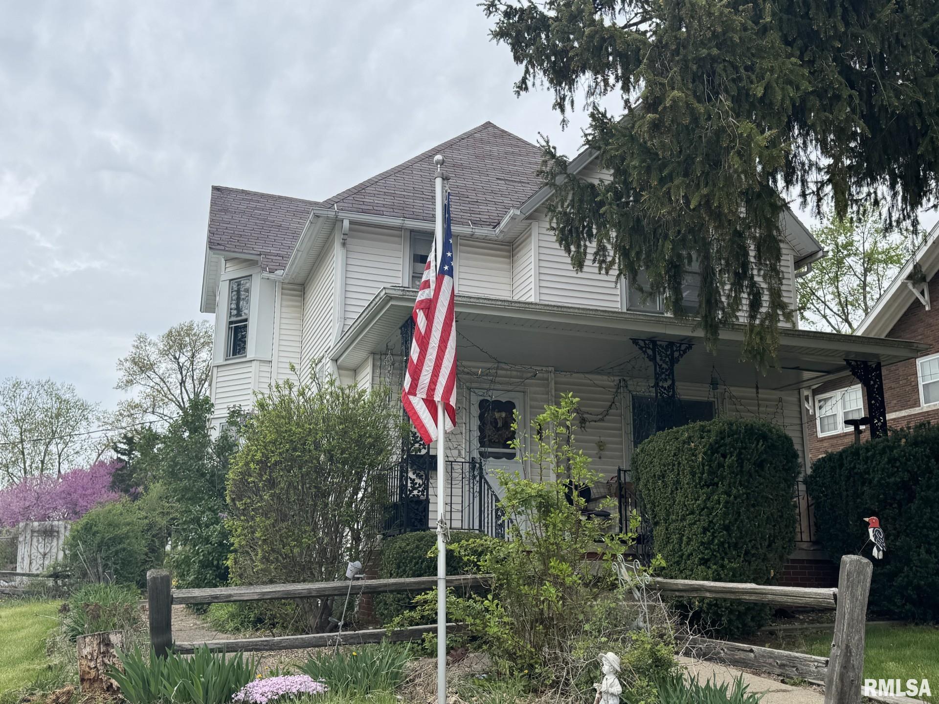 319 S Tremont Street, Kewanee, Illinois image 1