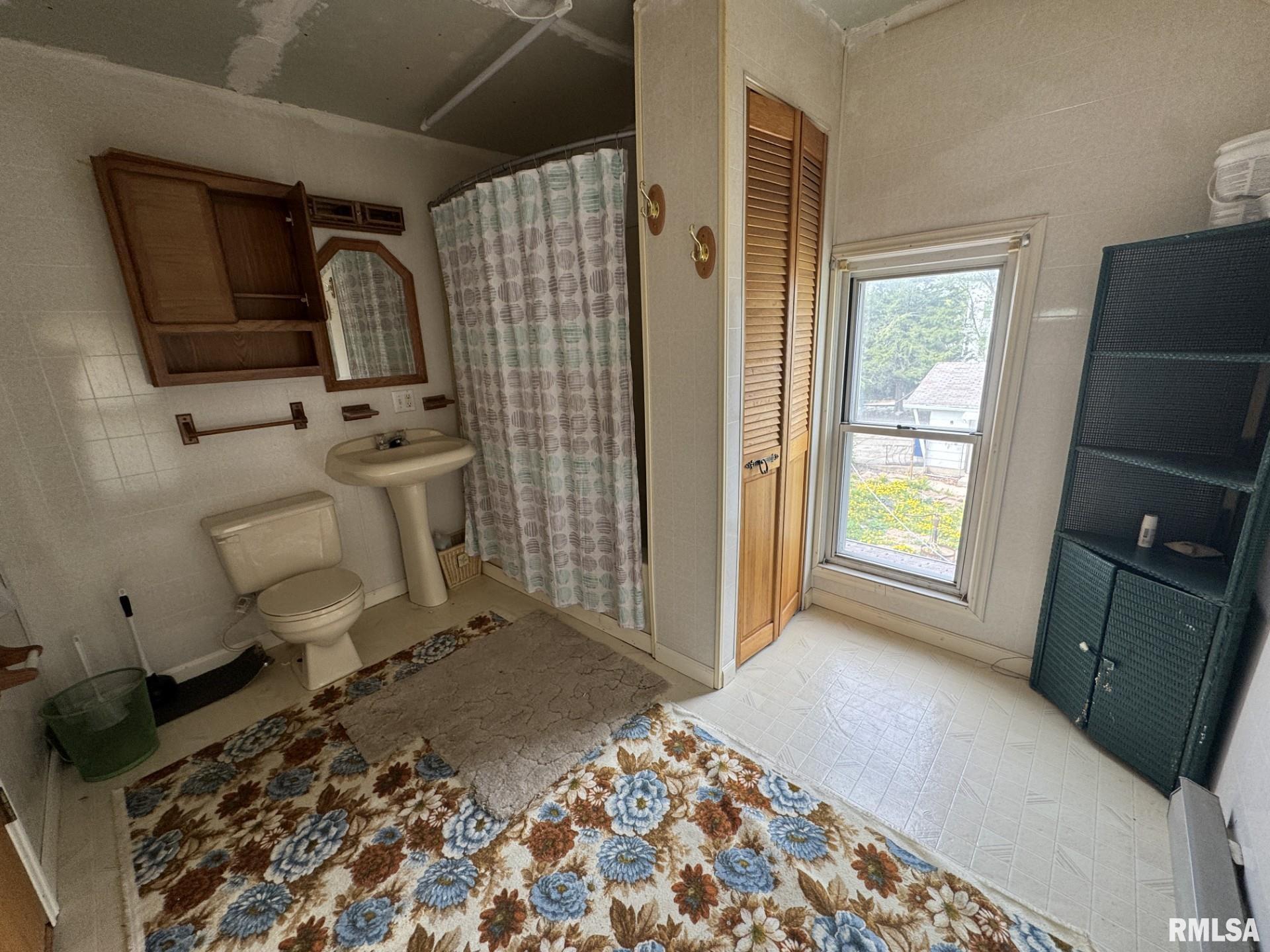 319 S Tremont Street, Kewanee, Illinois image 13