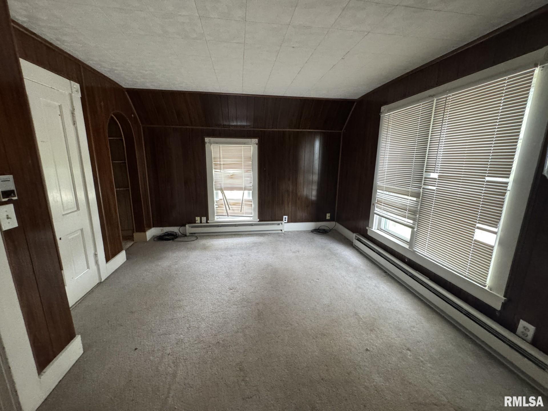 319 S Tremont Street, Kewanee, Illinois image 8