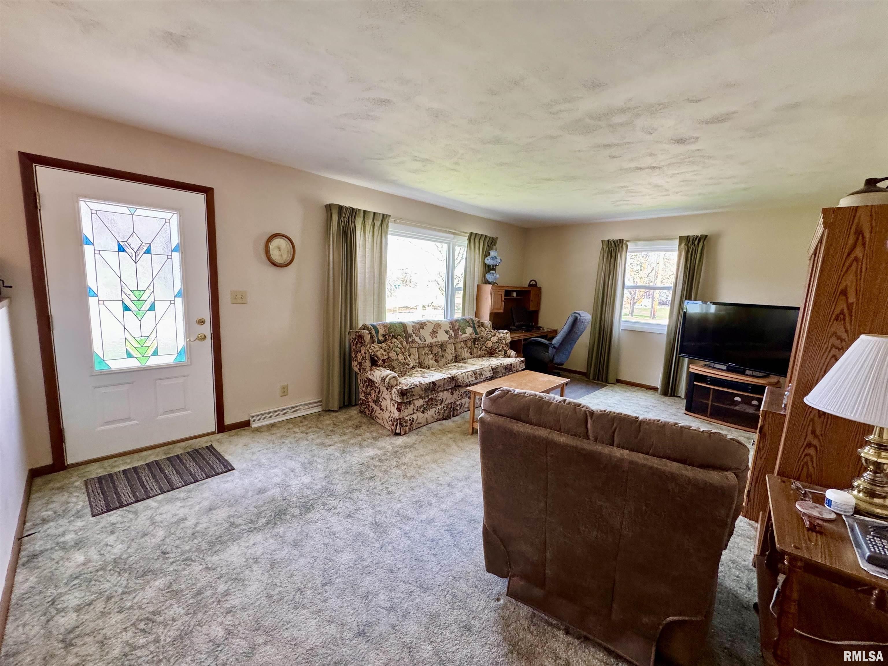 620 NE 3rd Avenue, Aledo, Illinois image 3