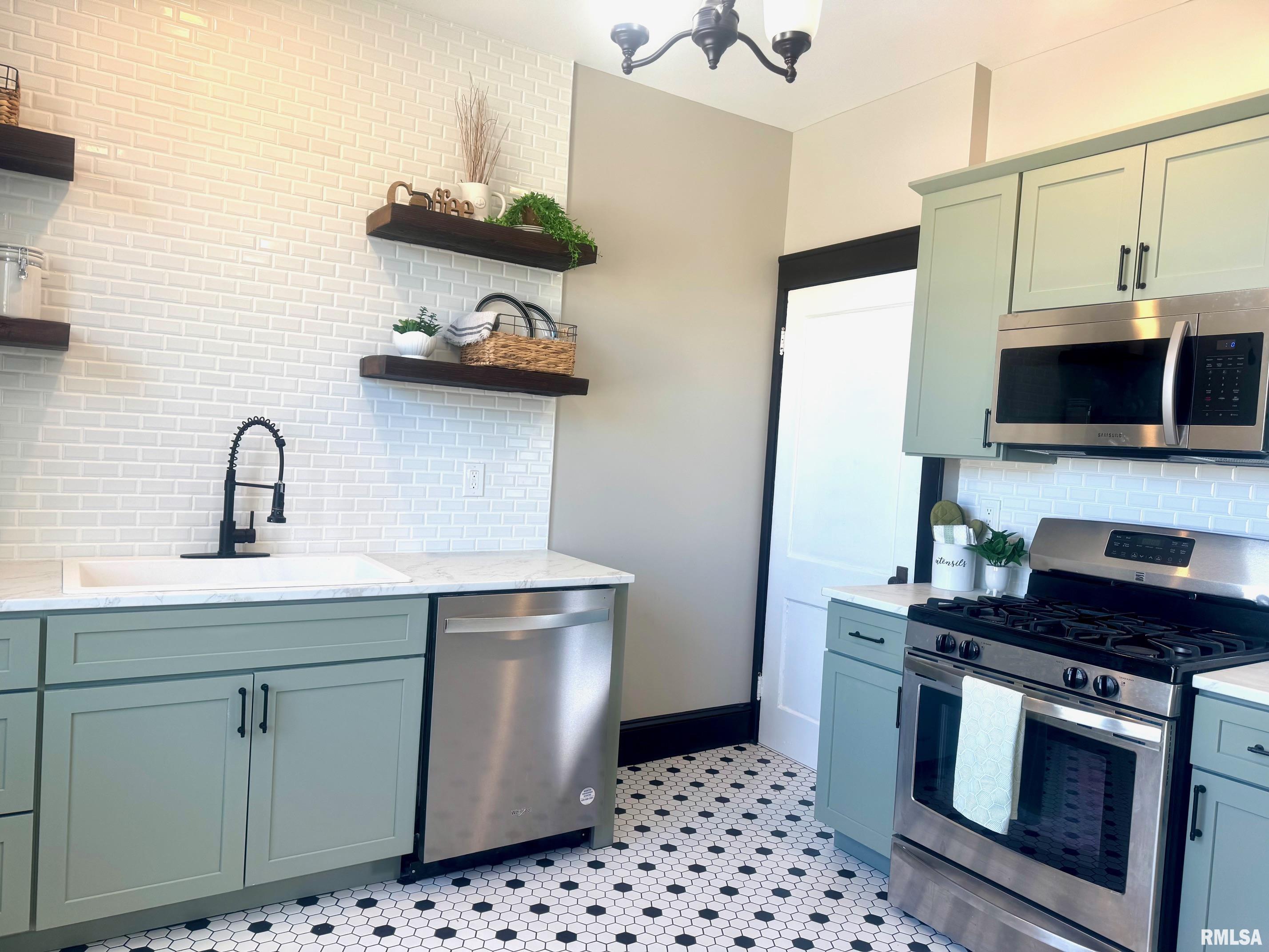 315 N 20th Street, Quincy, Illinois image 2