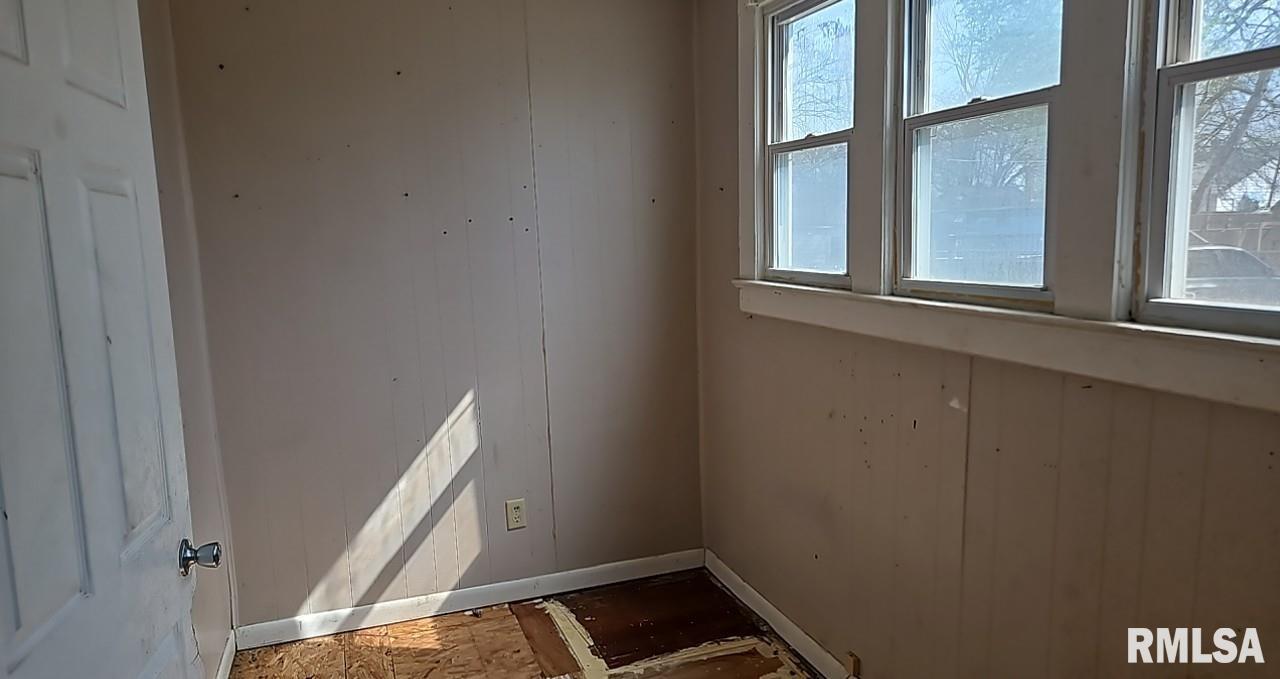 318 W Raymond Street, Harrisburg, Illinois image 14