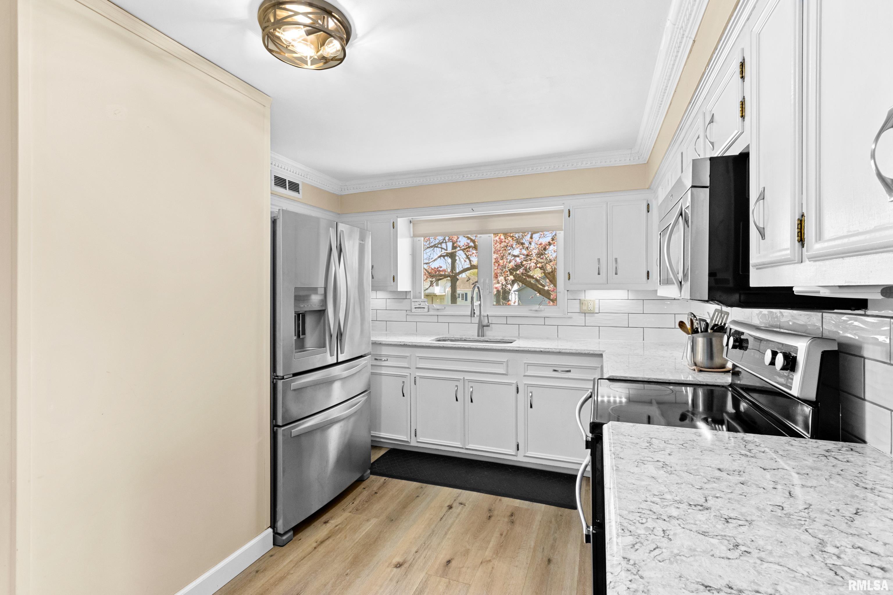 416 Highview Road, East Peoria, Illinois image 28
