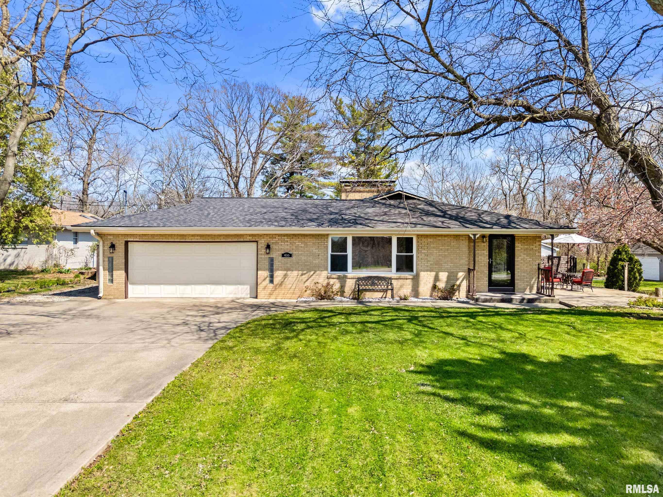 416 Highview Road, East Peoria, Illinois image 2
