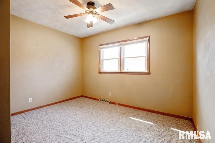2212 25th Street, Rock Island, Illinois image 14