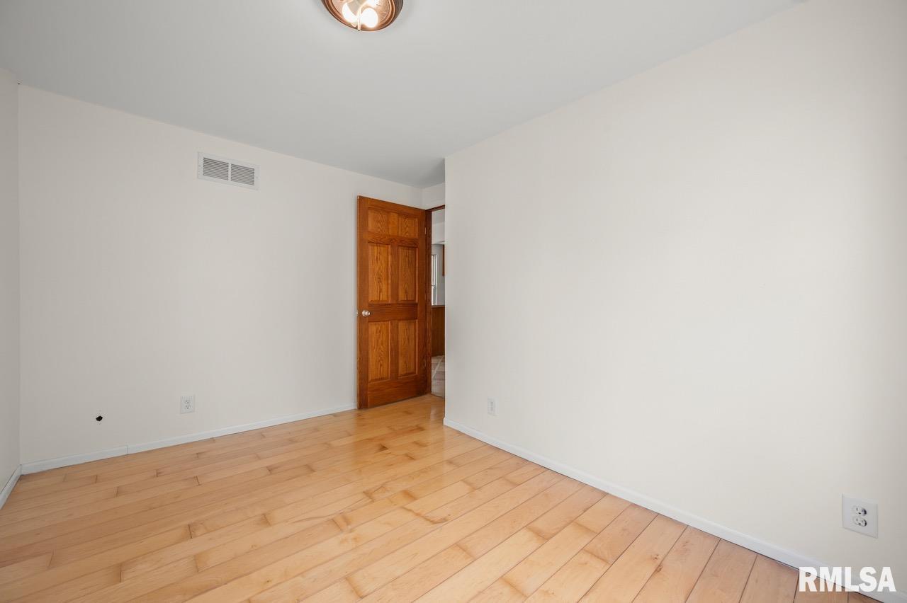720 E Moneta Avenue, Peoria Heights, Illinois image 15