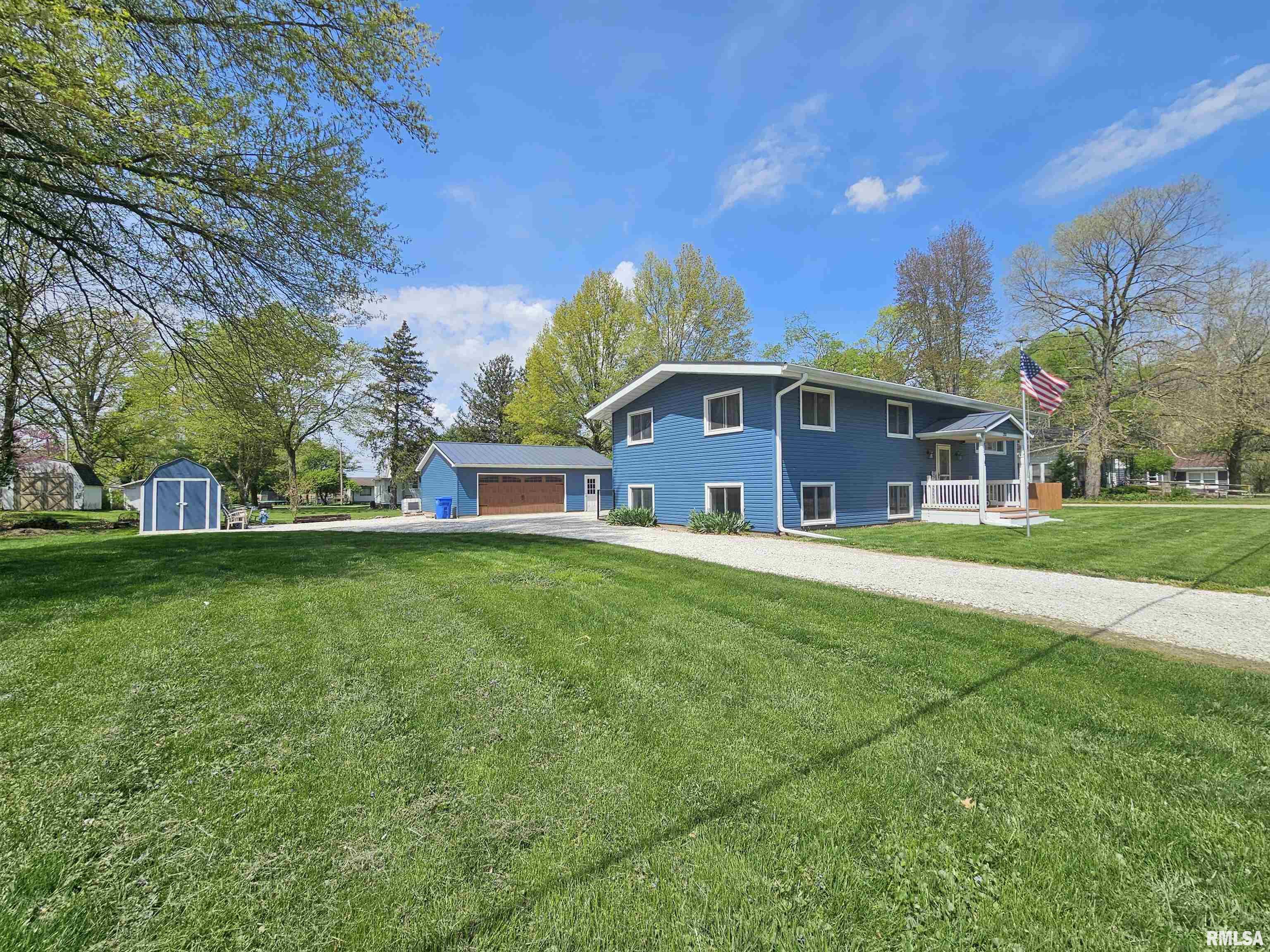 203 N Ewing Street, Tallula, Illinois image 2