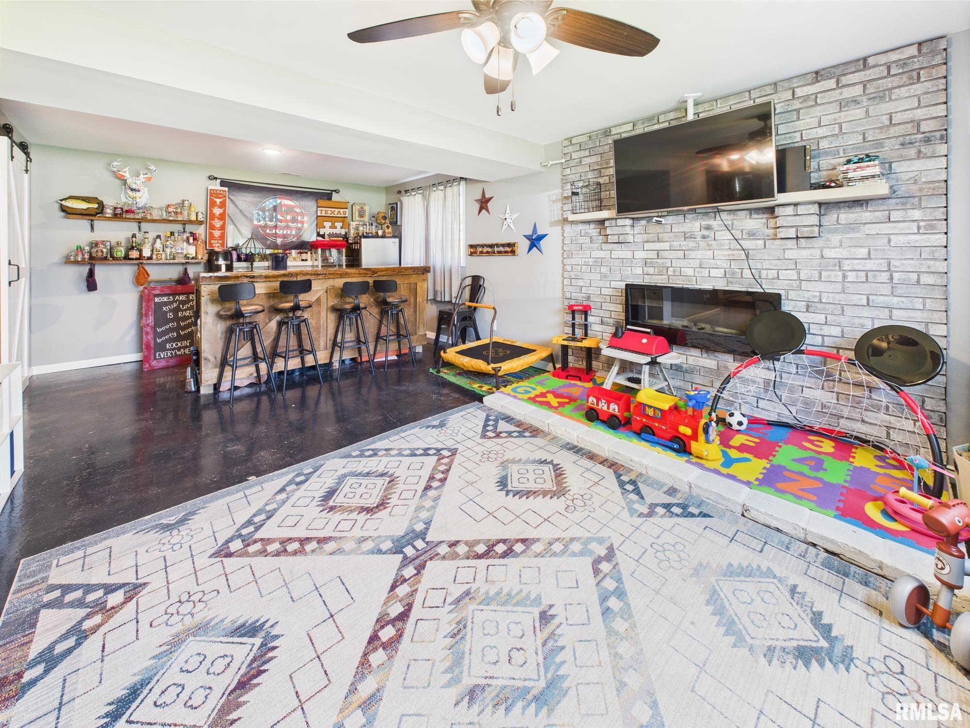 203 N Ewing Street, Tallula, Illinois image 17