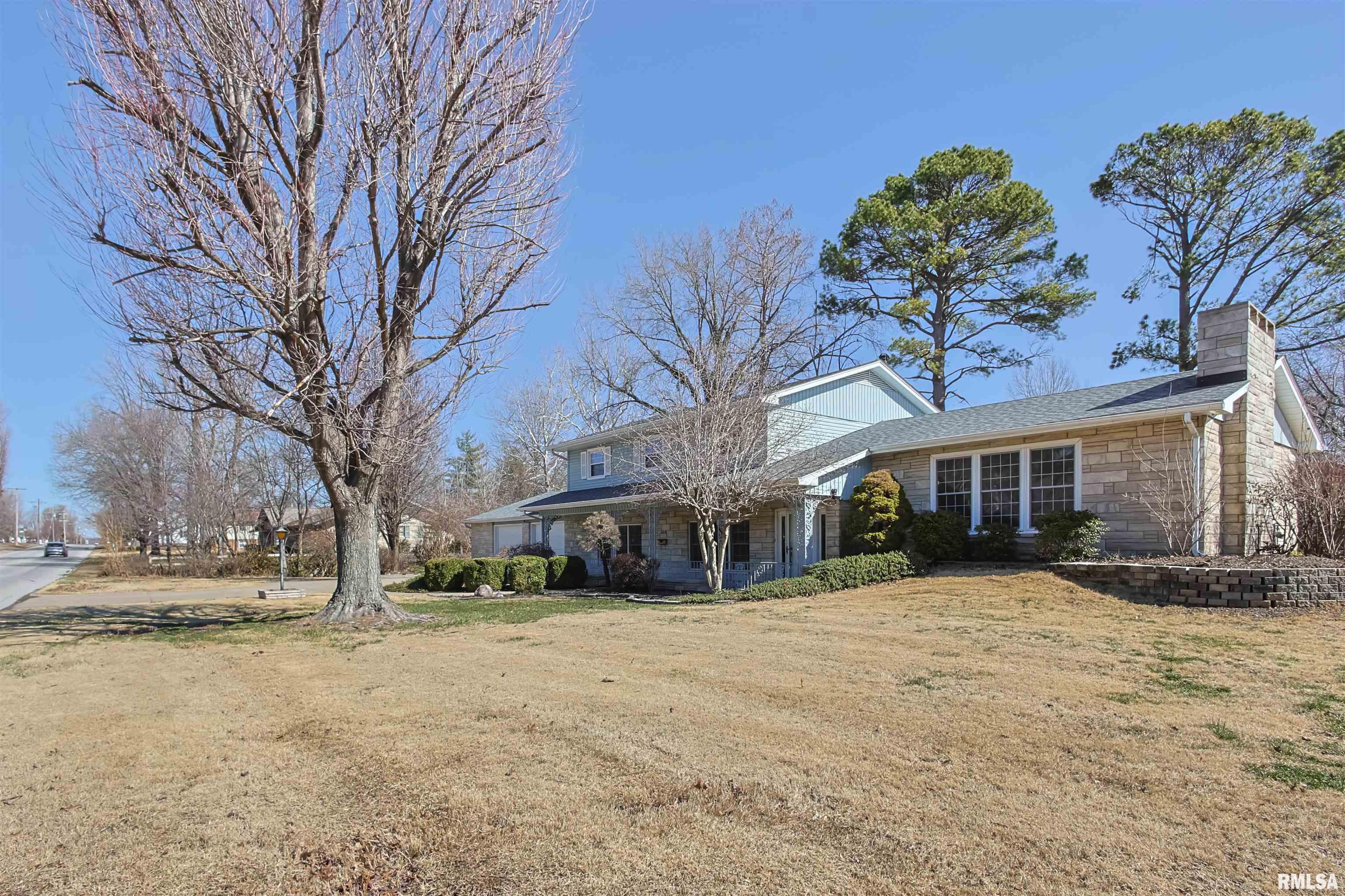 809 S Carbon Street, Marion, Illinois image 3