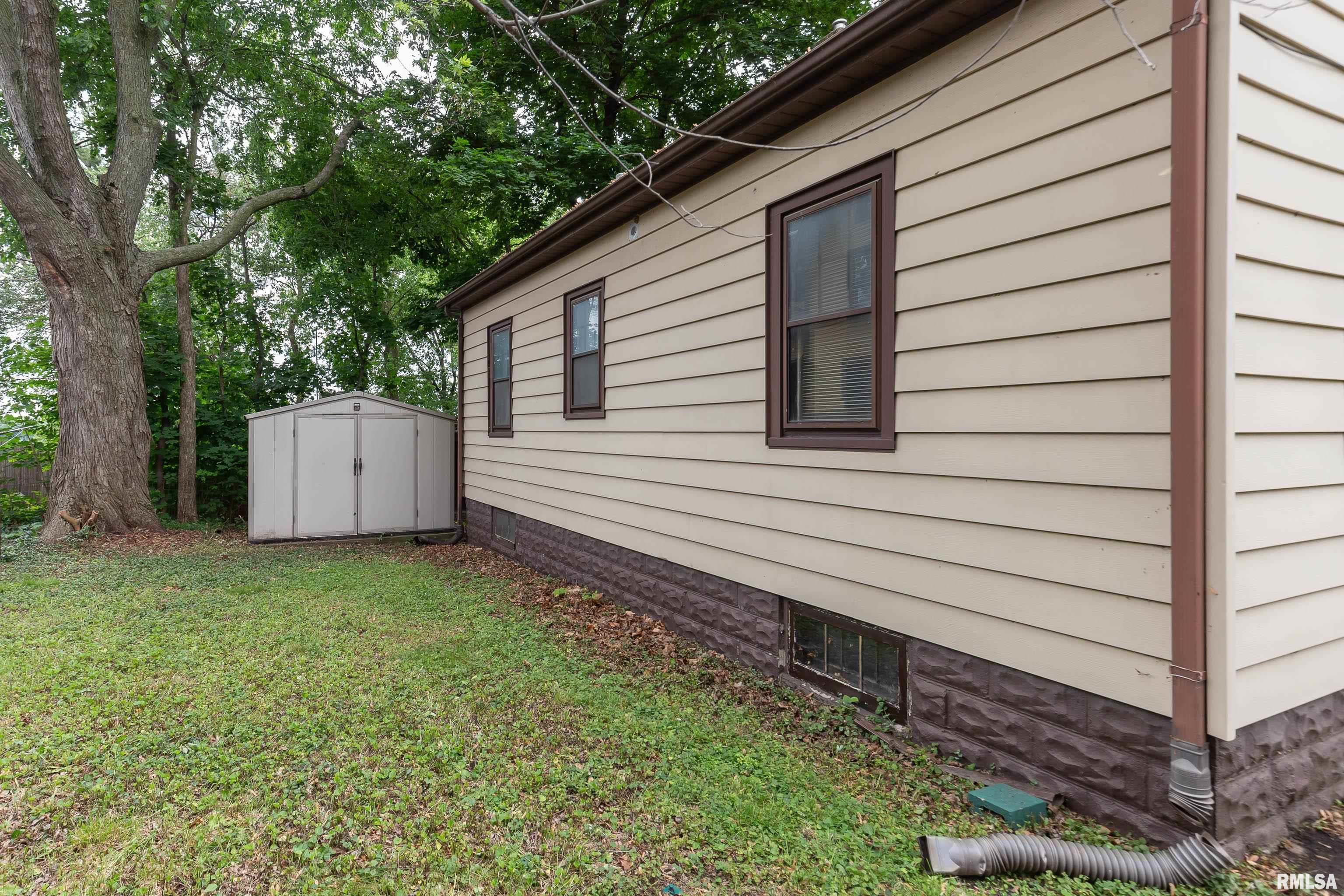 815 Esplanade Avenue, Davenport, Iowa image 6
