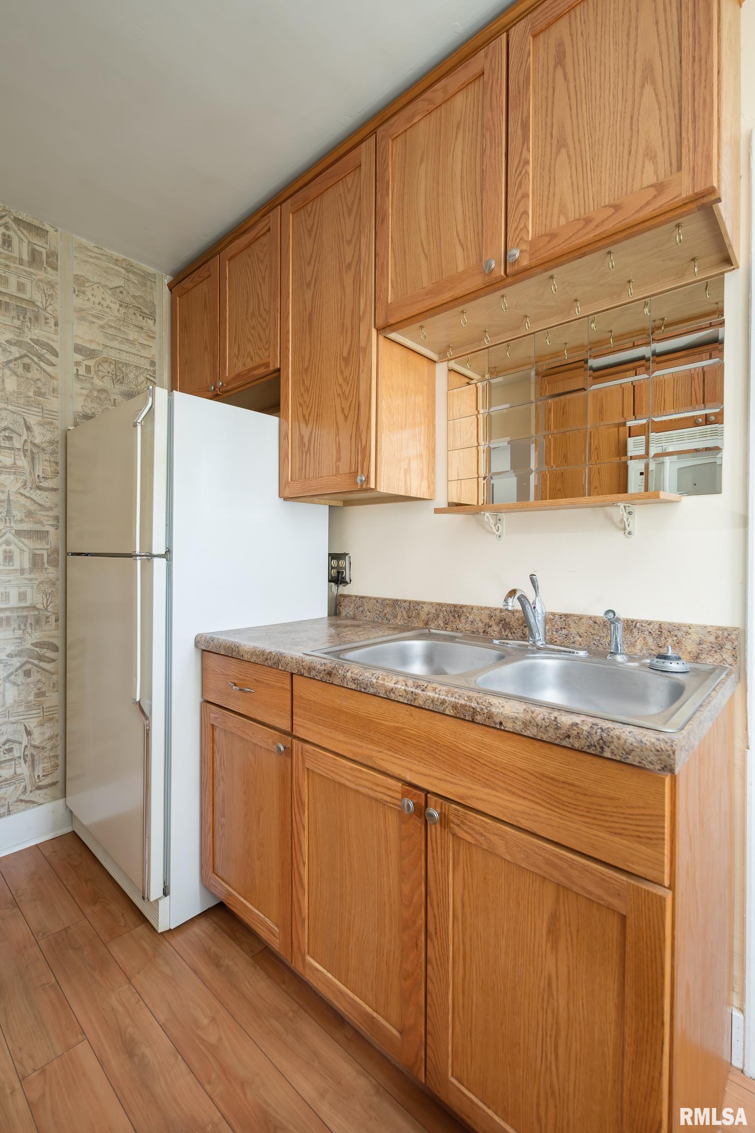 815 Esplanade Avenue, Davenport, Iowa image 16