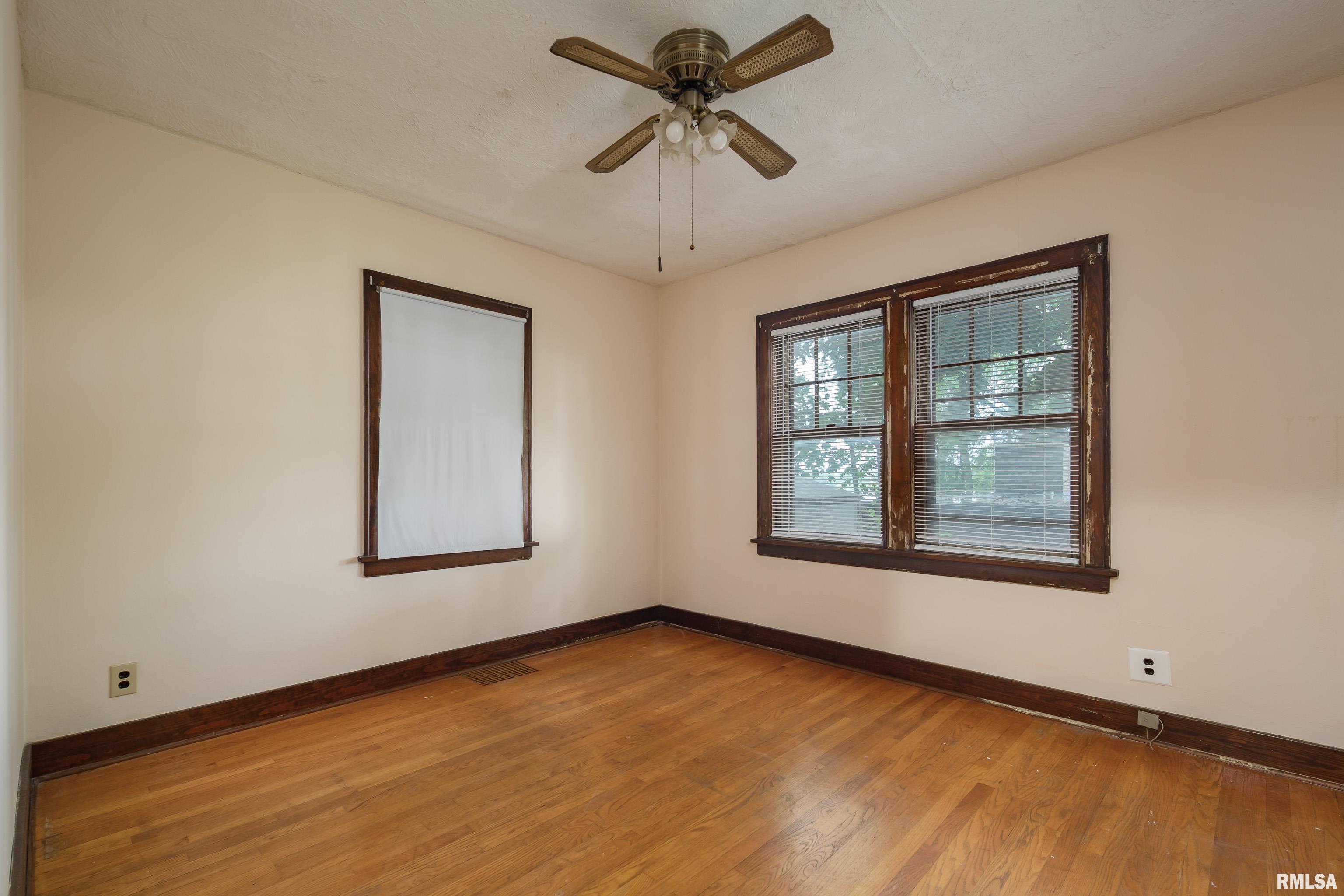 815 Esplanade Avenue, Davenport, Iowa image 24