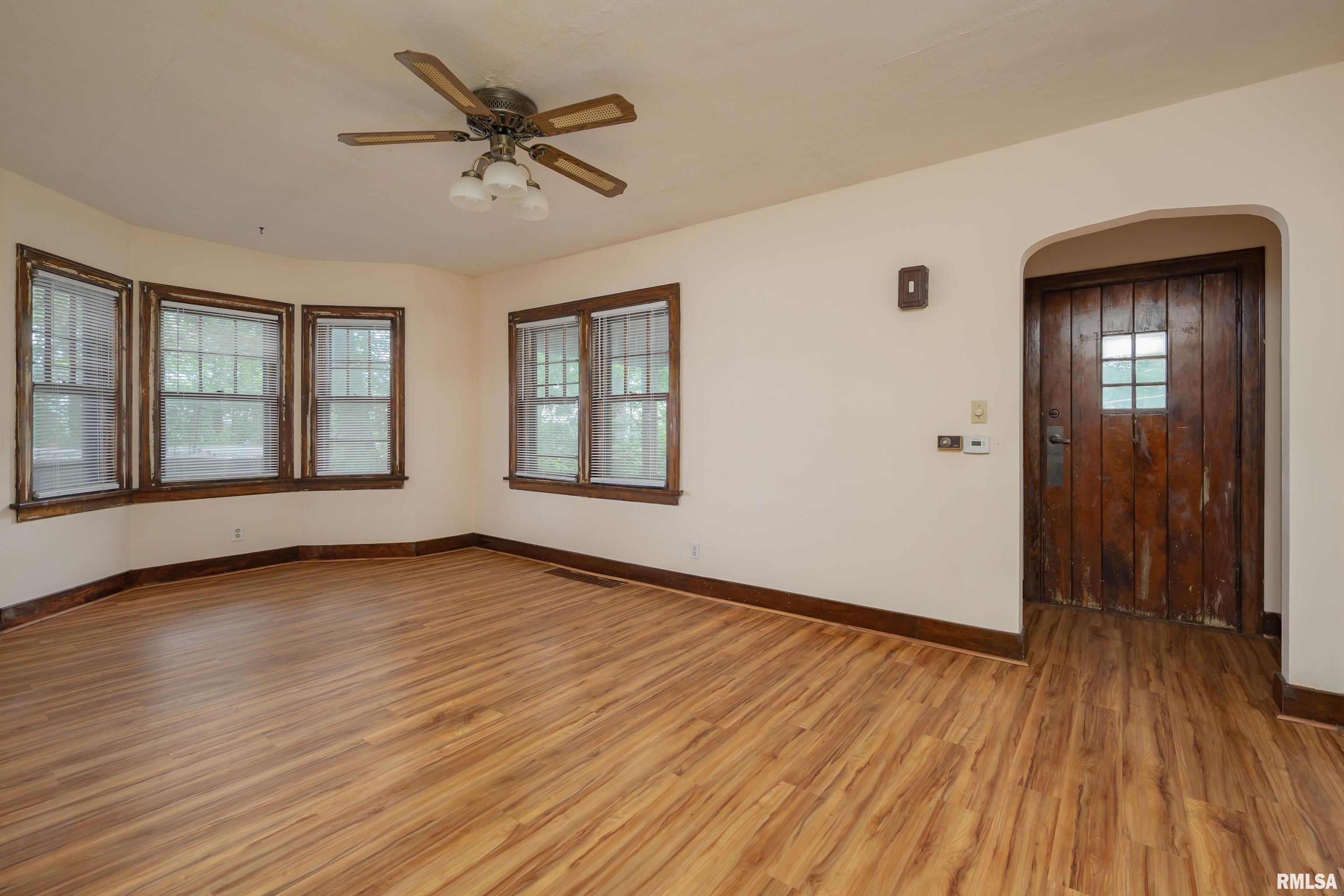 815 Esplanade Avenue, Davenport, Iowa image 8