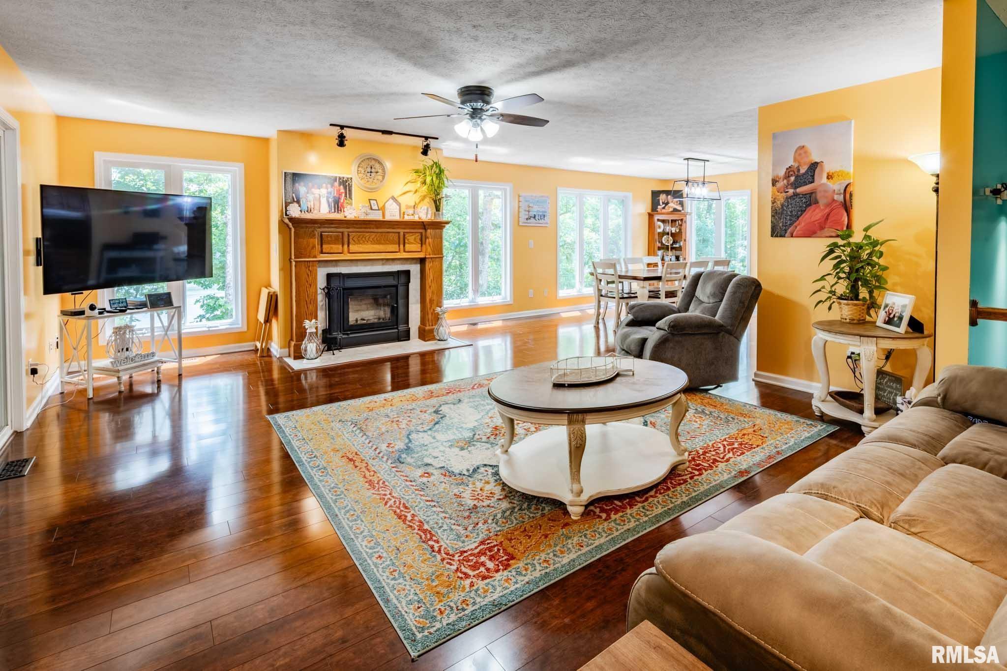 605 Lakeshore Drive South, Goreville, Illinois image 9