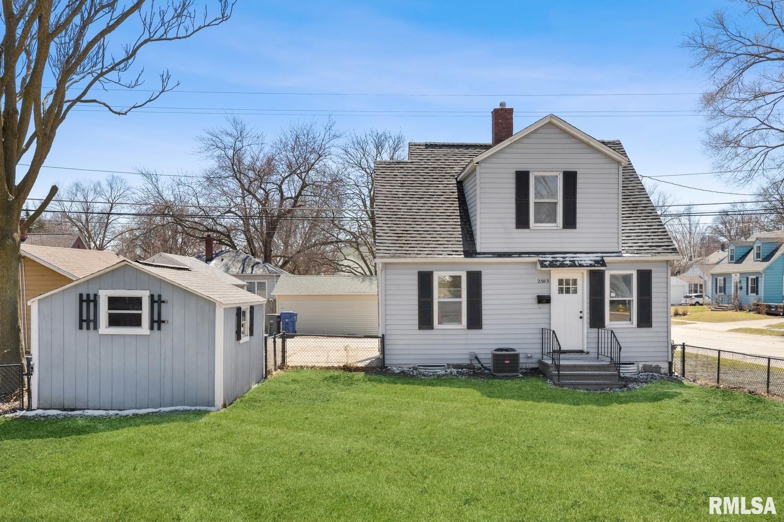 2503 Bellevue Avenue, Bettendorf, Iowa image 31
