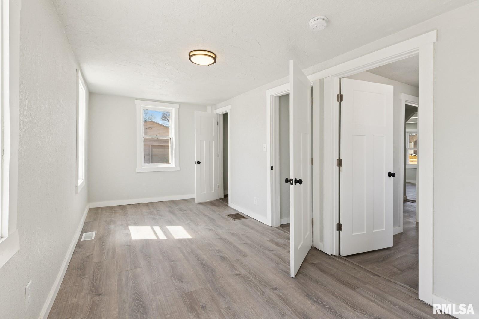 2503 Bellevue Avenue, Bettendorf, Iowa image 10