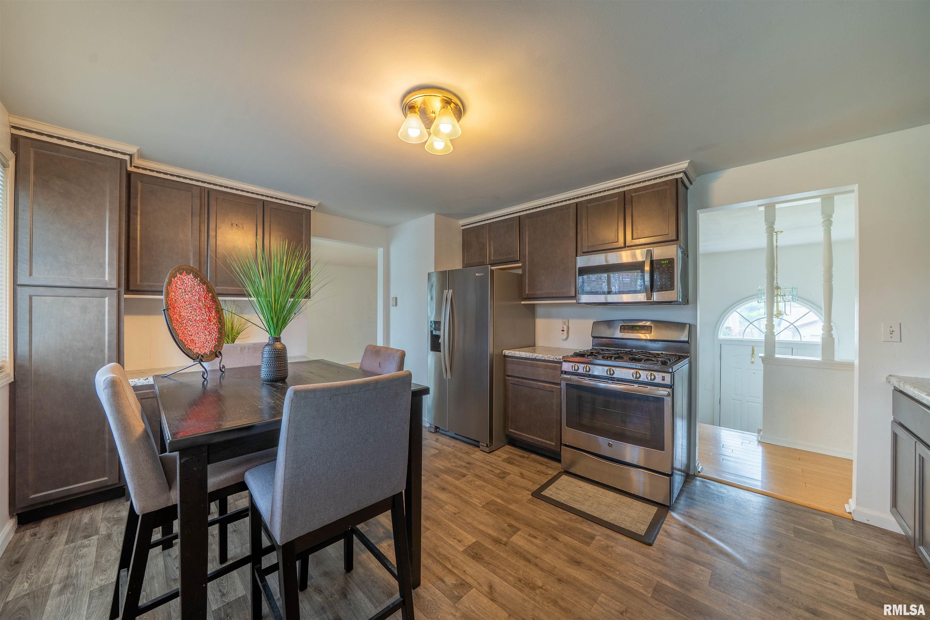 4602 W Lynnhurst Drive, Peoria, Illinois image 11