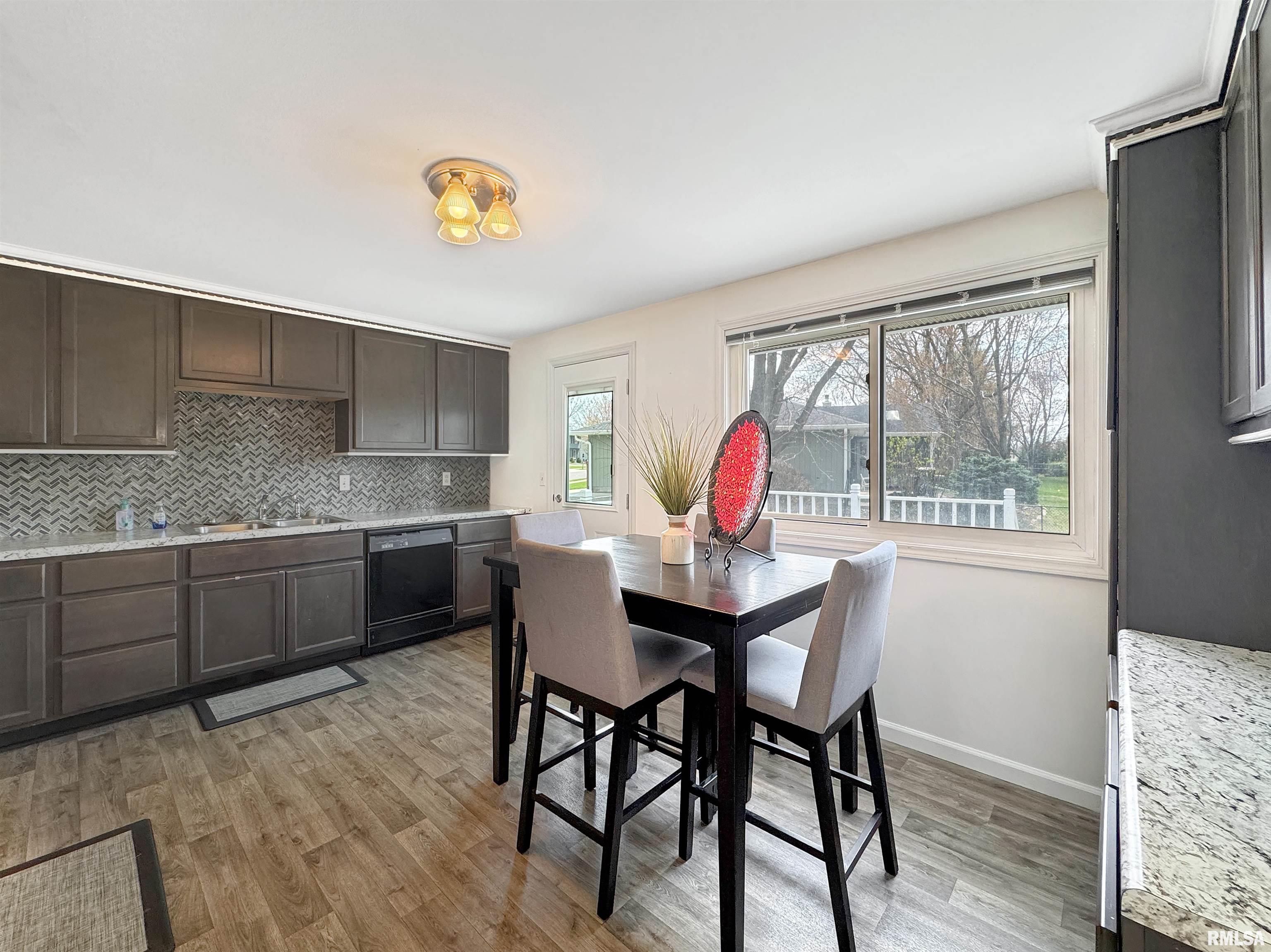 4602 W Lynnhurst Drive, Peoria, Illinois image 13