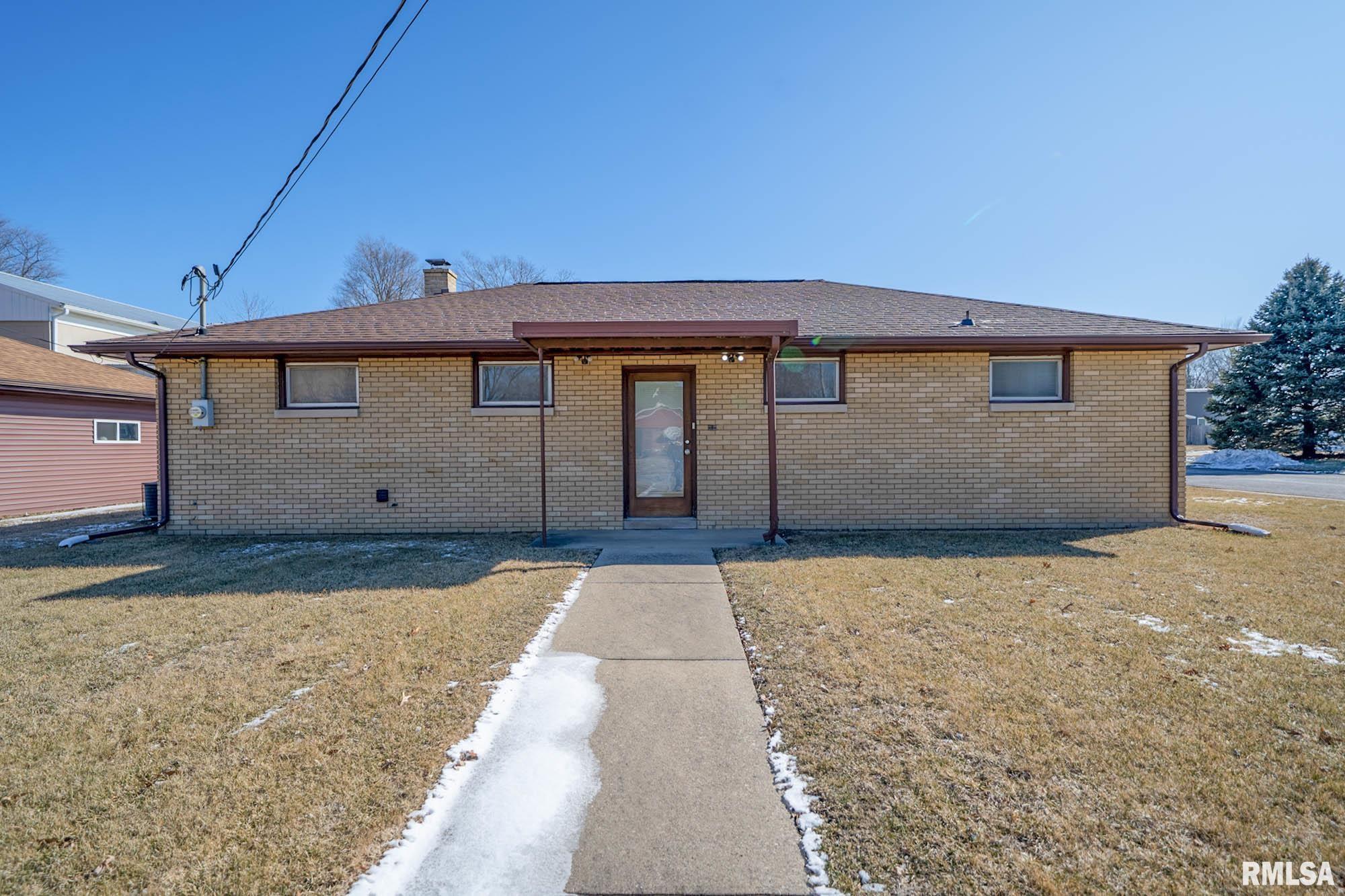324 S James Street, Tremont, Illinois image 1