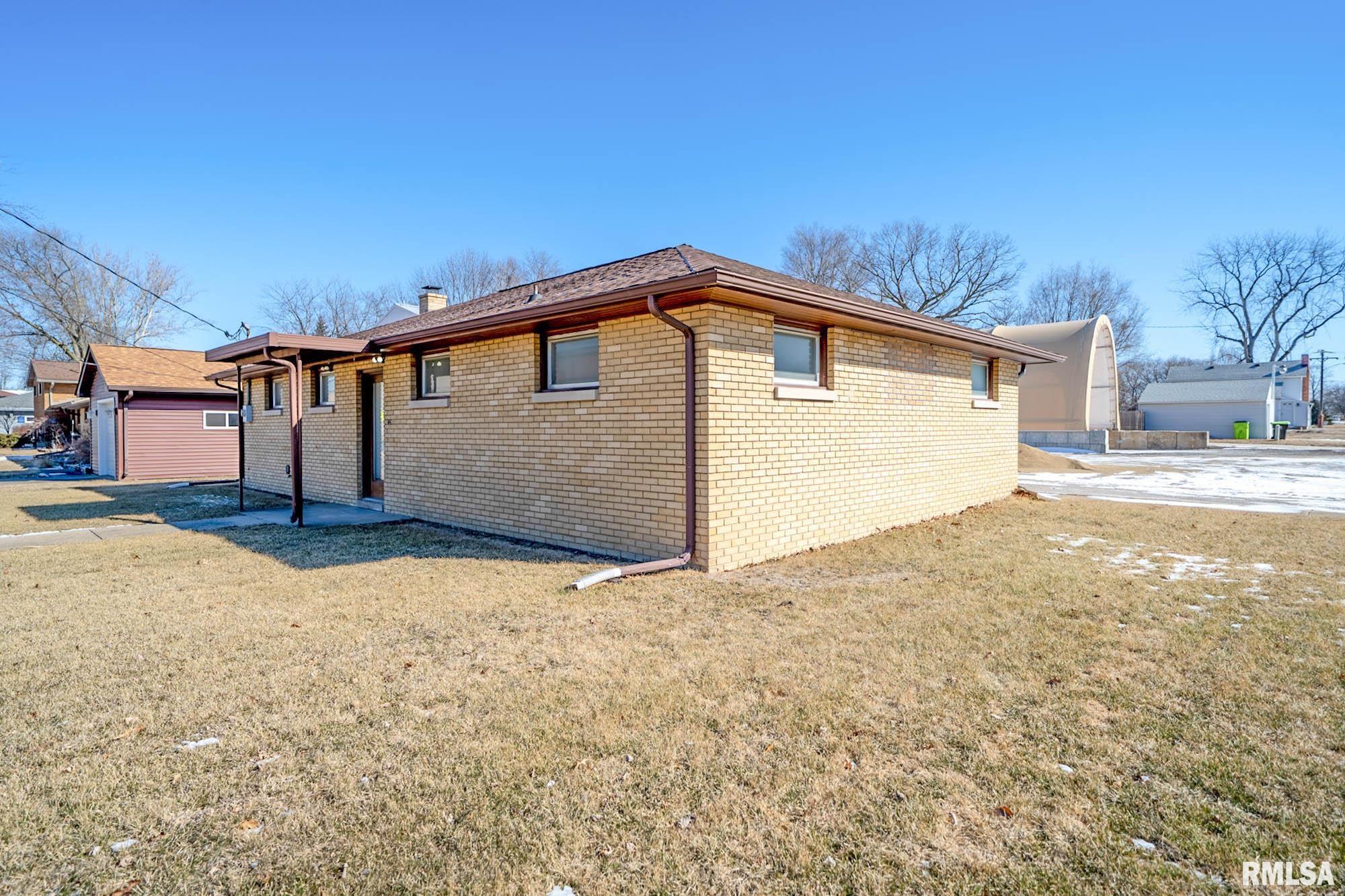 324 S James Street, Tremont, Illinois image 3