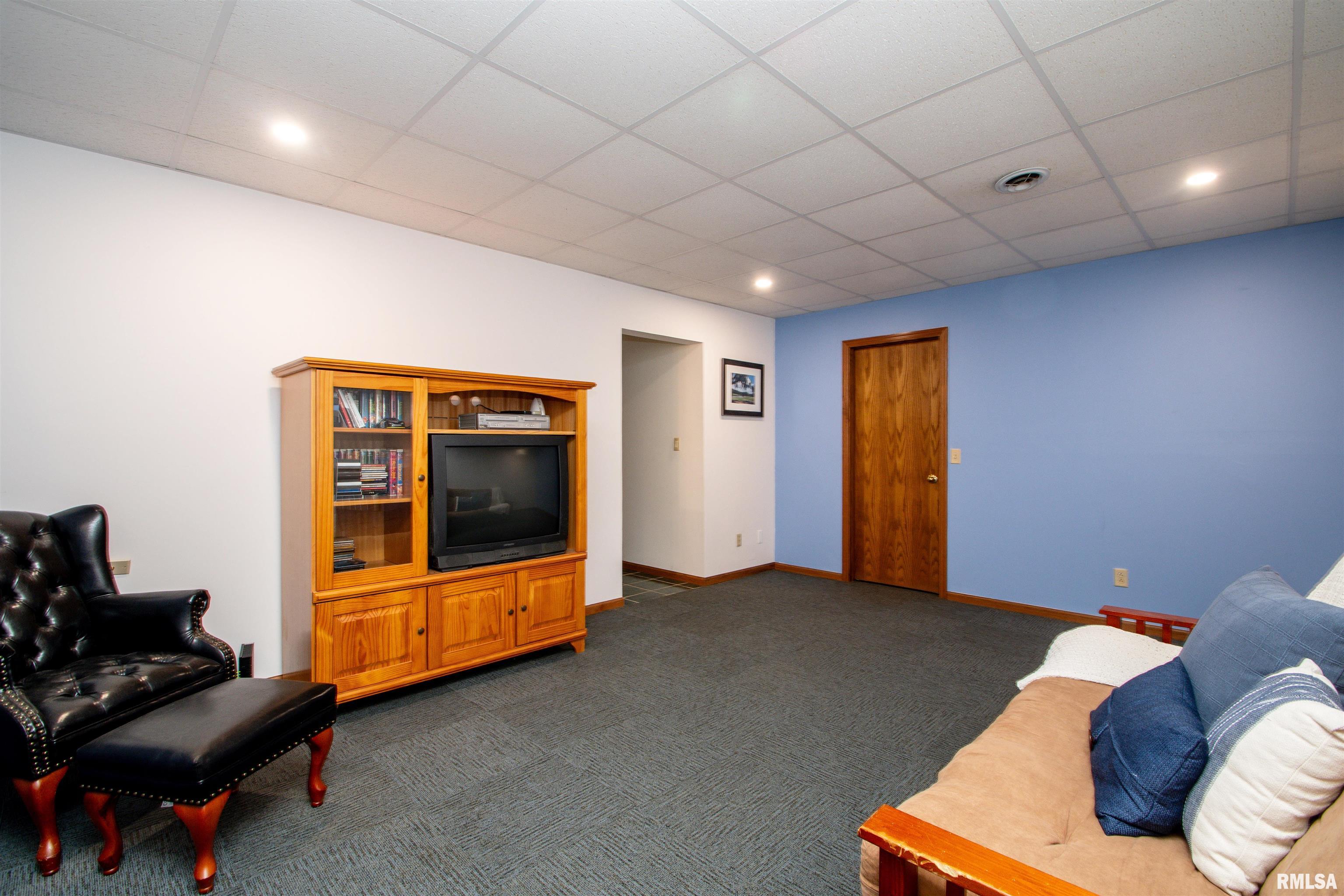 445 Pleasant View Circle, Dahinda, Illinois image 26