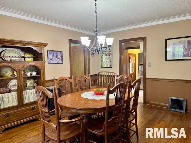 256 Thorwaldsen Place, Clinton, Iowa image 9