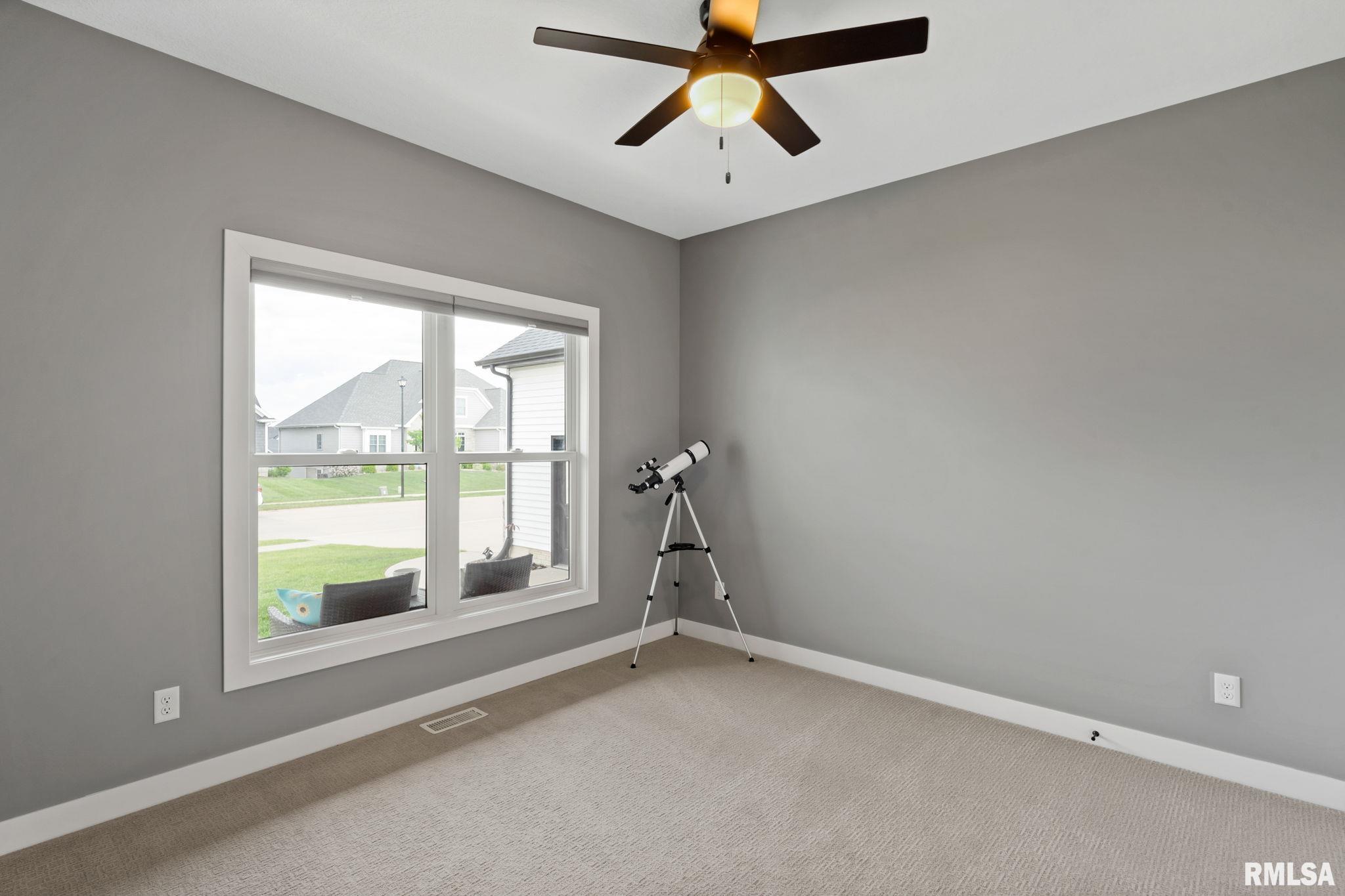 5816 Willmeyer Drive, Bettendorf, Iowa image 27