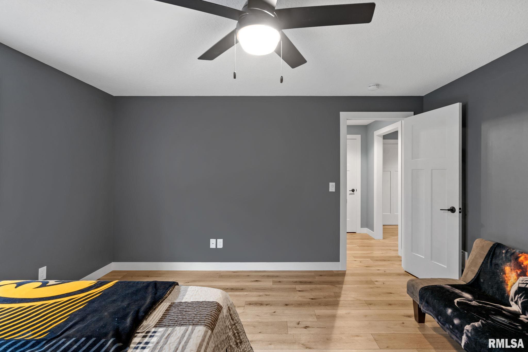 5816 Willmeyer Drive, Bettendorf, Iowa image 37