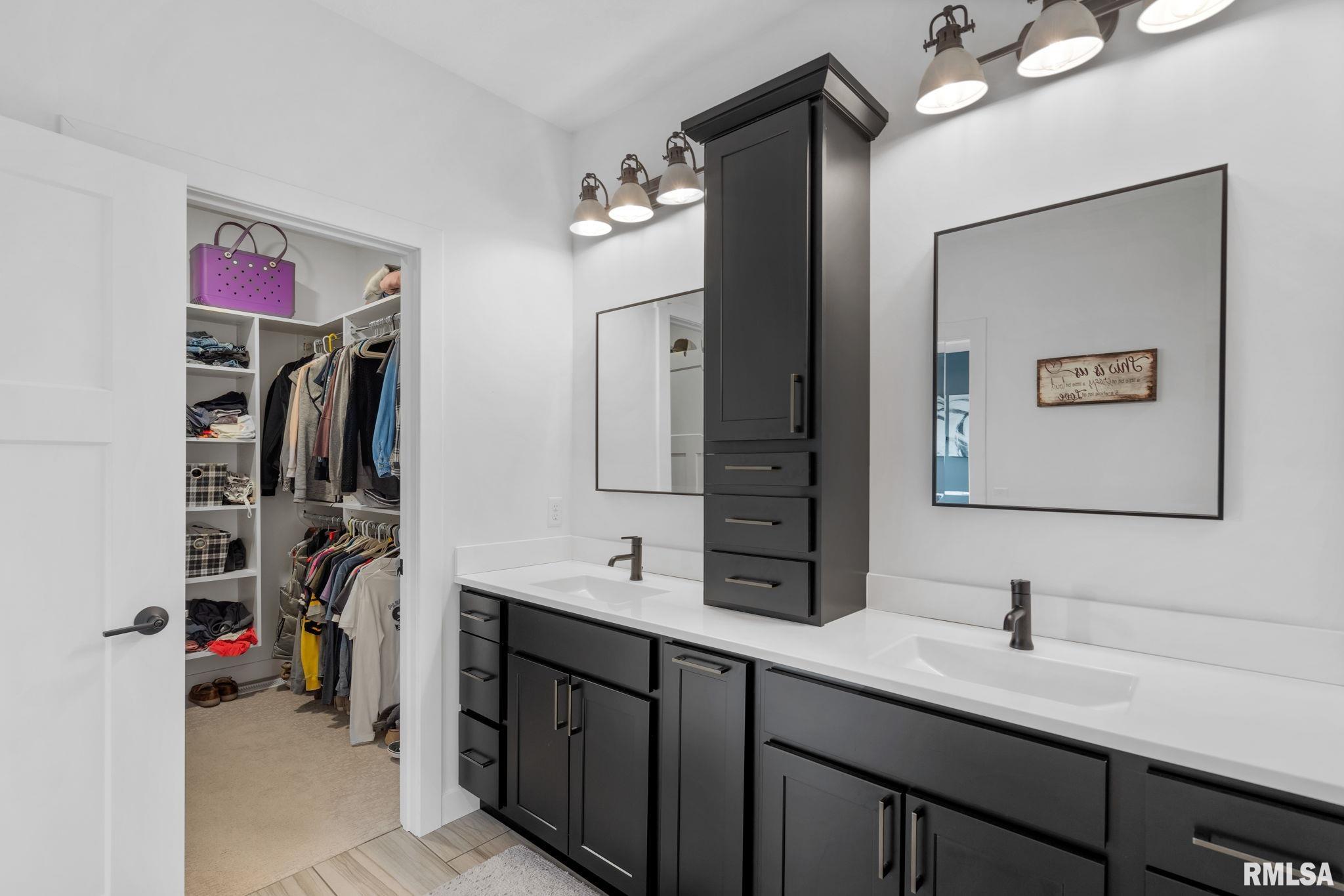 5816 Willmeyer Drive, Bettendorf, Iowa image 24