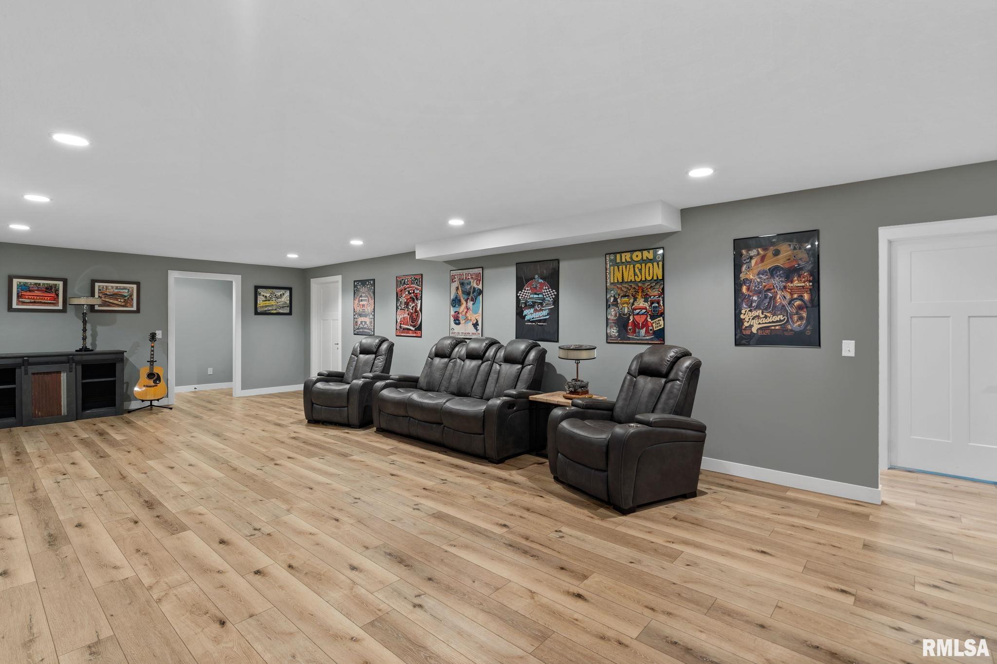 5816 Willmeyer Drive, Bettendorf, Iowa image 33