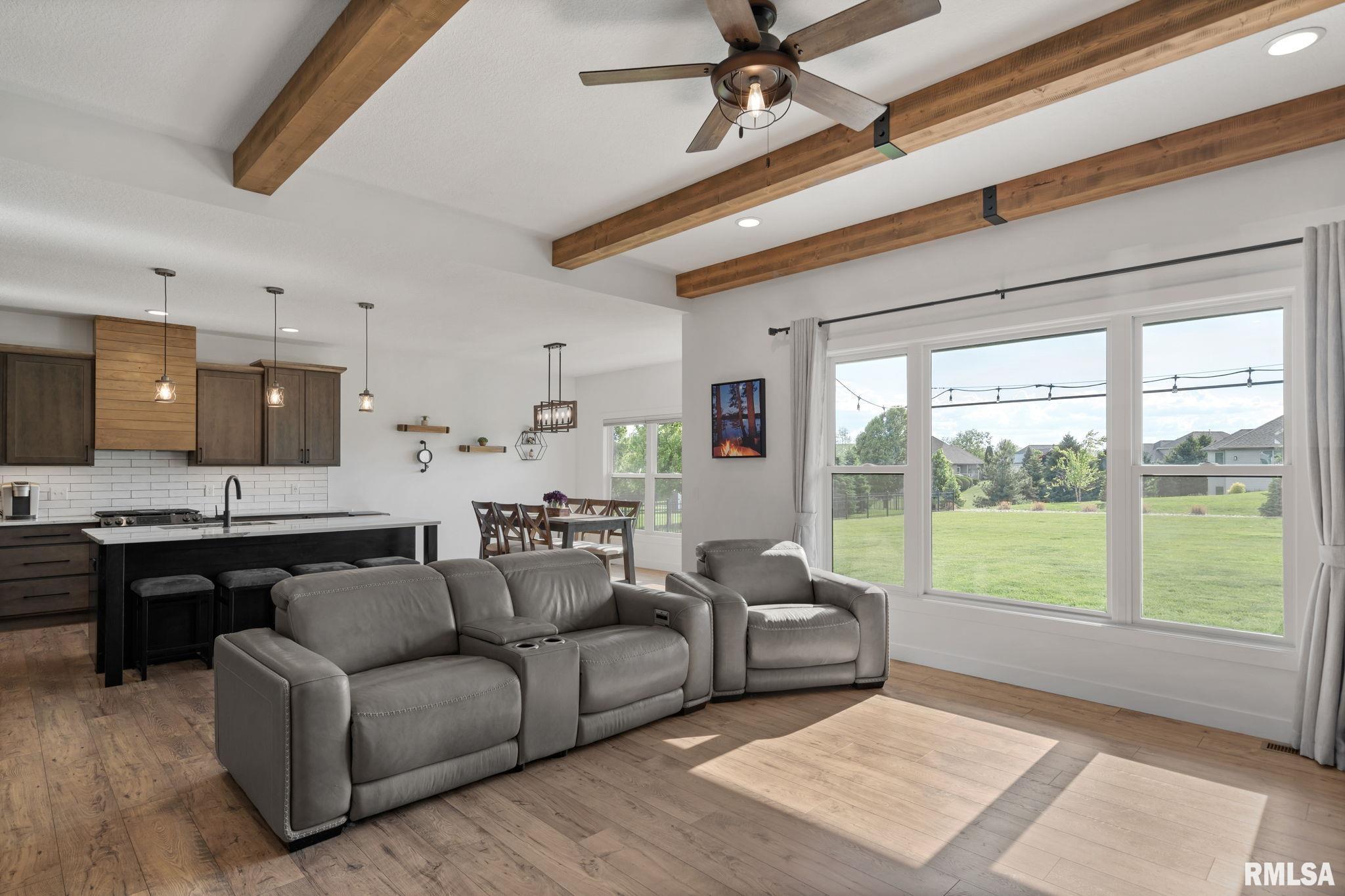5816 Willmeyer Drive, Bettendorf, Iowa image 6