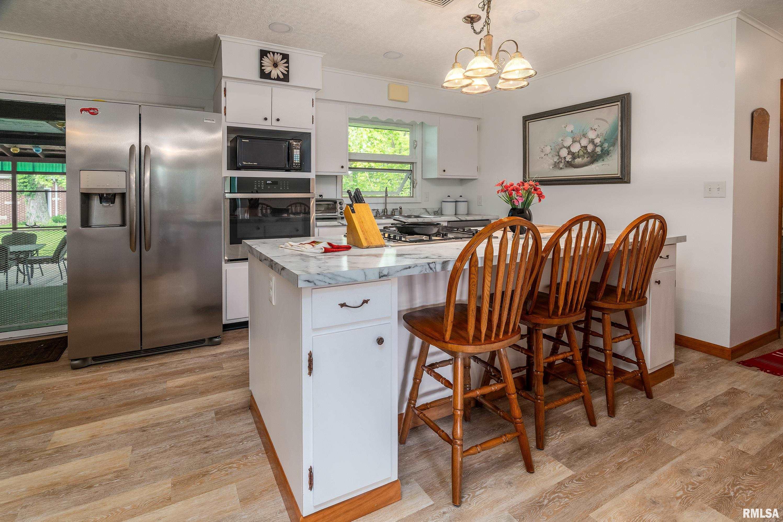 1016 S Giant City Road, Carbondale, Illinois image 7