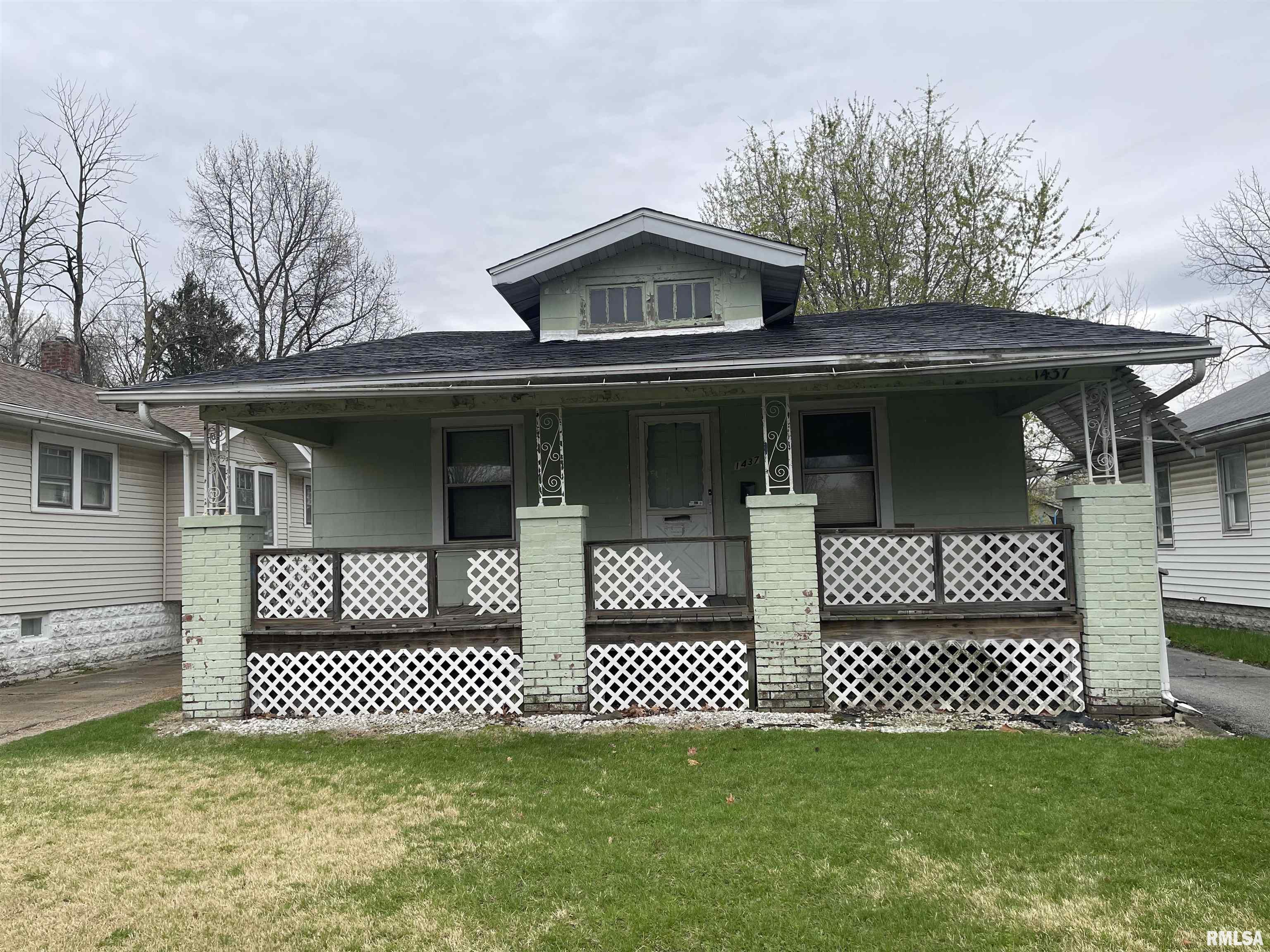 1437 E Division Street, Decatur, Illinois image 1