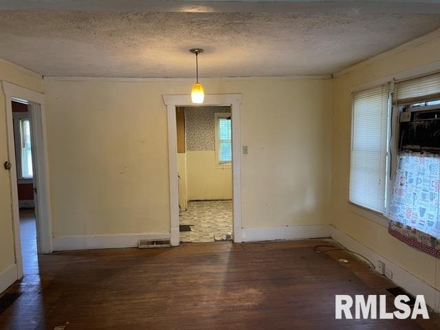 1437 E Division Street, Decatur, Illinois image 3