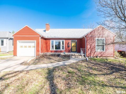 Photo of 3120 N LINNHILL Court, Peoria, IL 61604 (MLS # PA1266077)