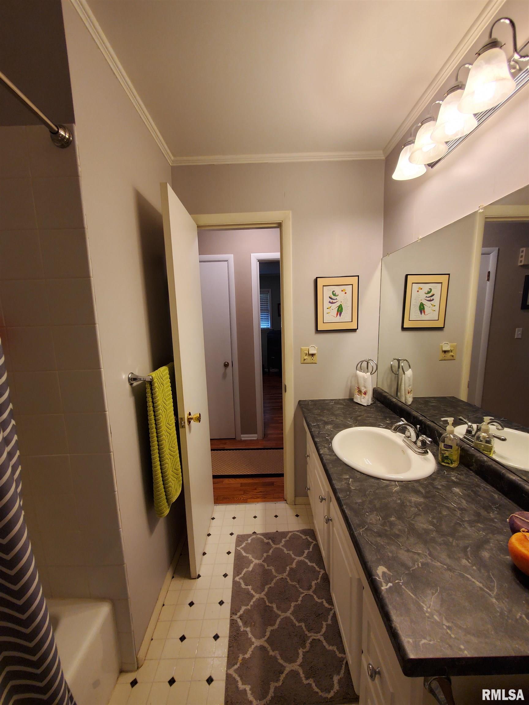 606 S Skyline Drive, Carbondale, Illinois image 30