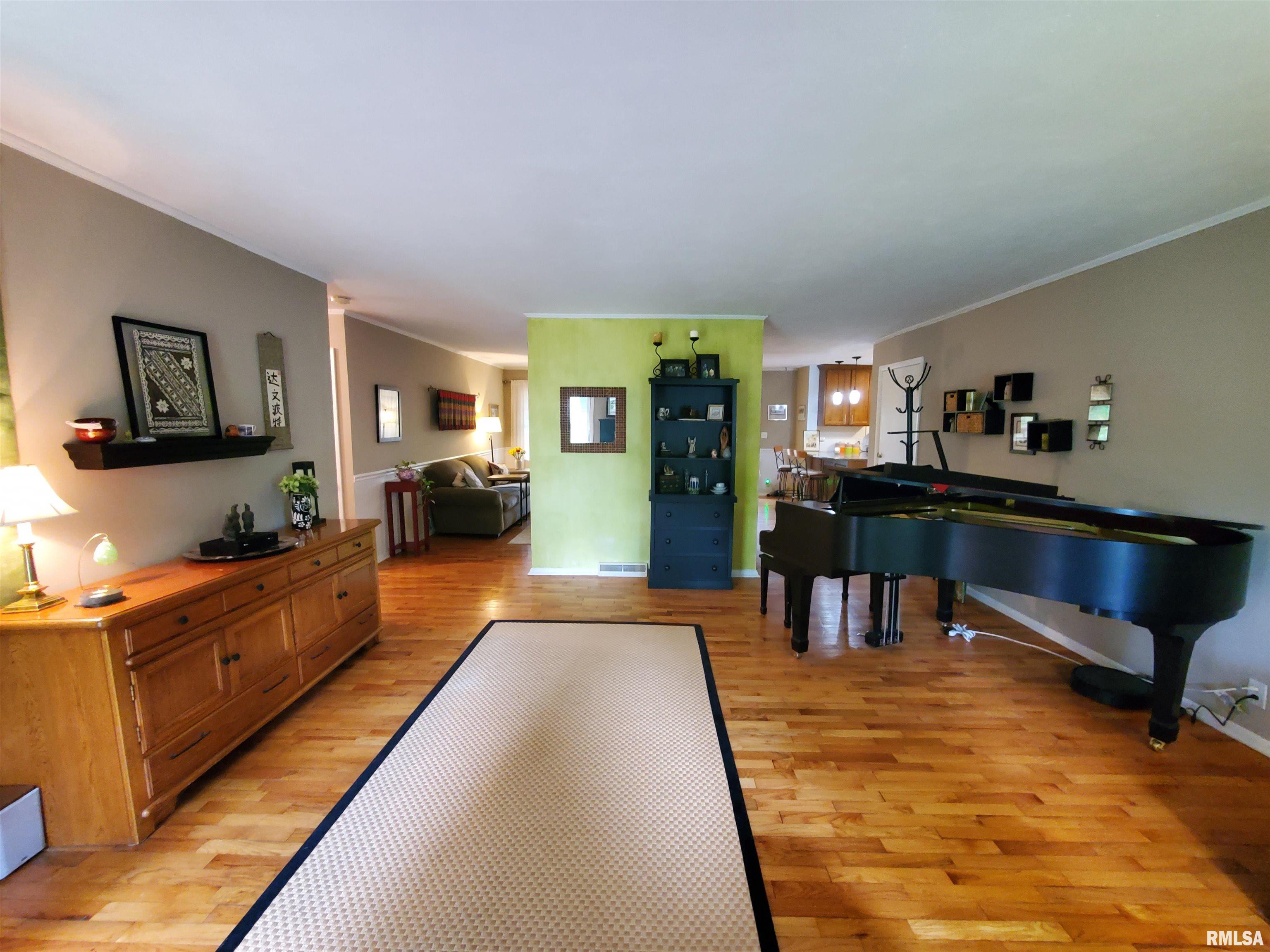 606 S Skyline Drive, Carbondale, Illinois image 8
