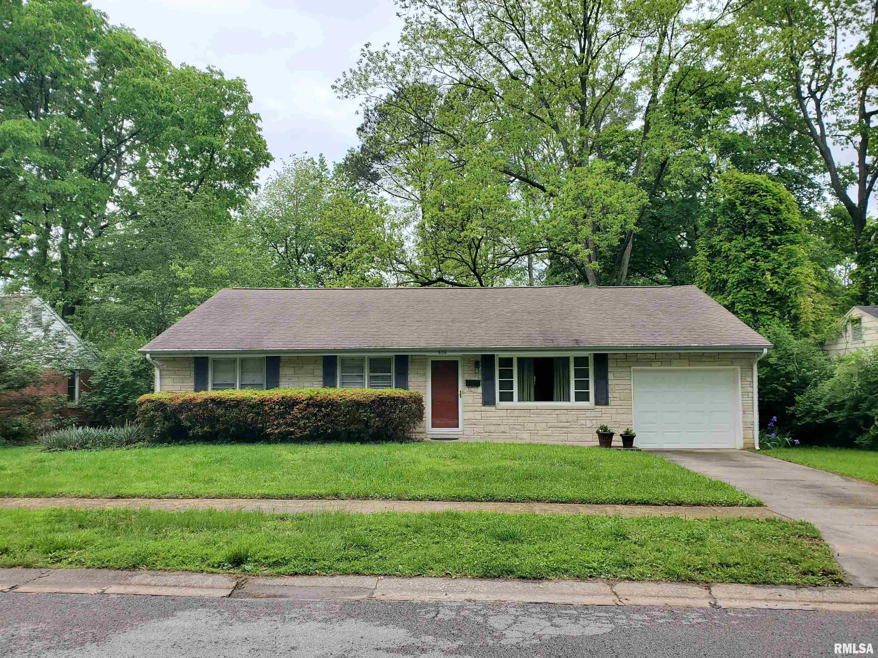606 S Skyline Drive, Carbondale, Illinois image 2