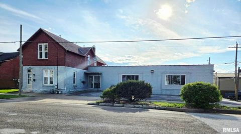Photo of 528 S 9th Street, Quincy, IL 62301 (MLS # CA1043359)