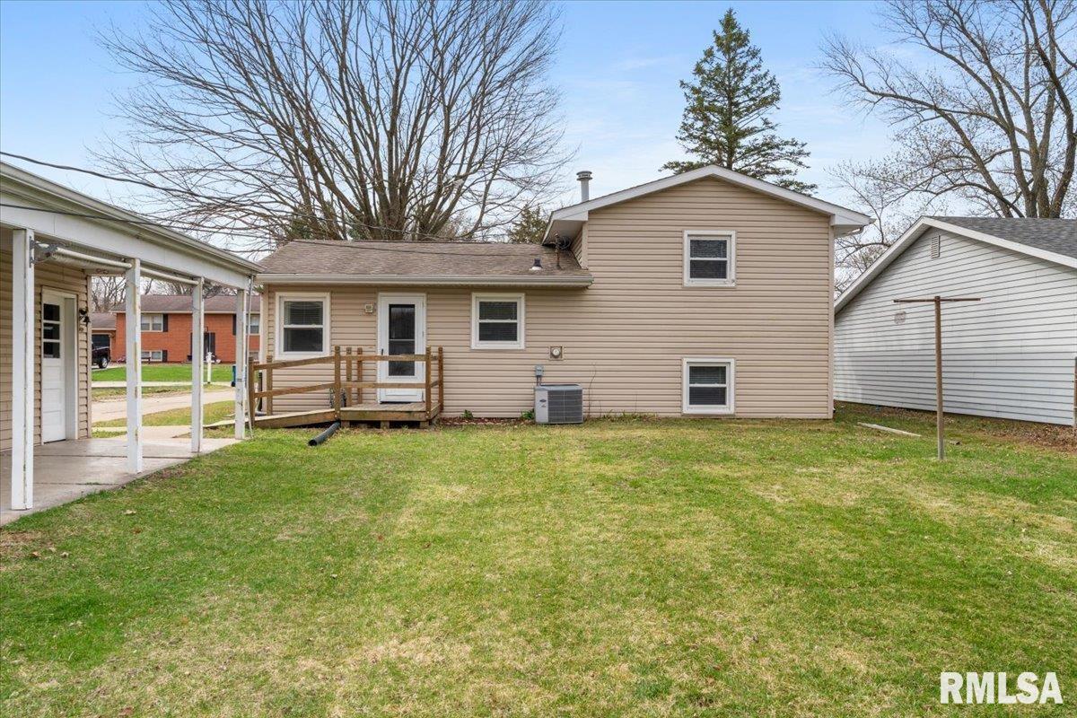 817 8th Avenue, Silvis, Illinois image 35