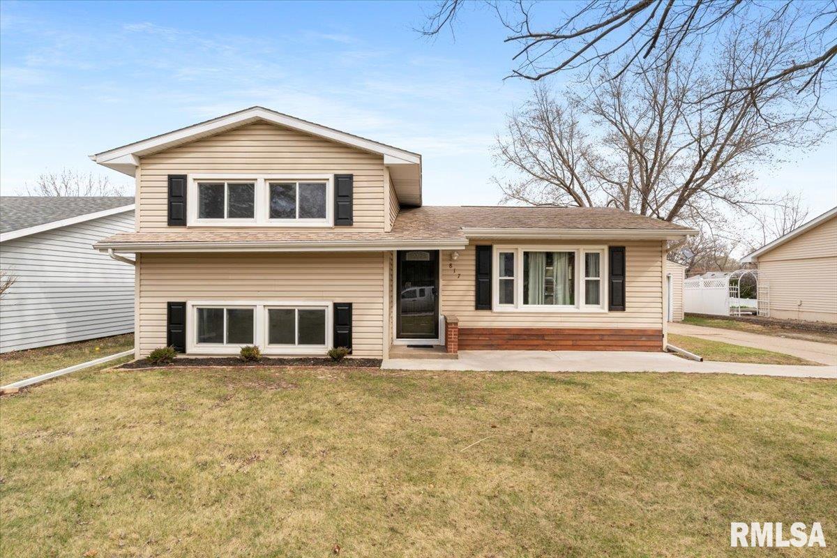 817 8th Avenue, Silvis, Illinois image 1