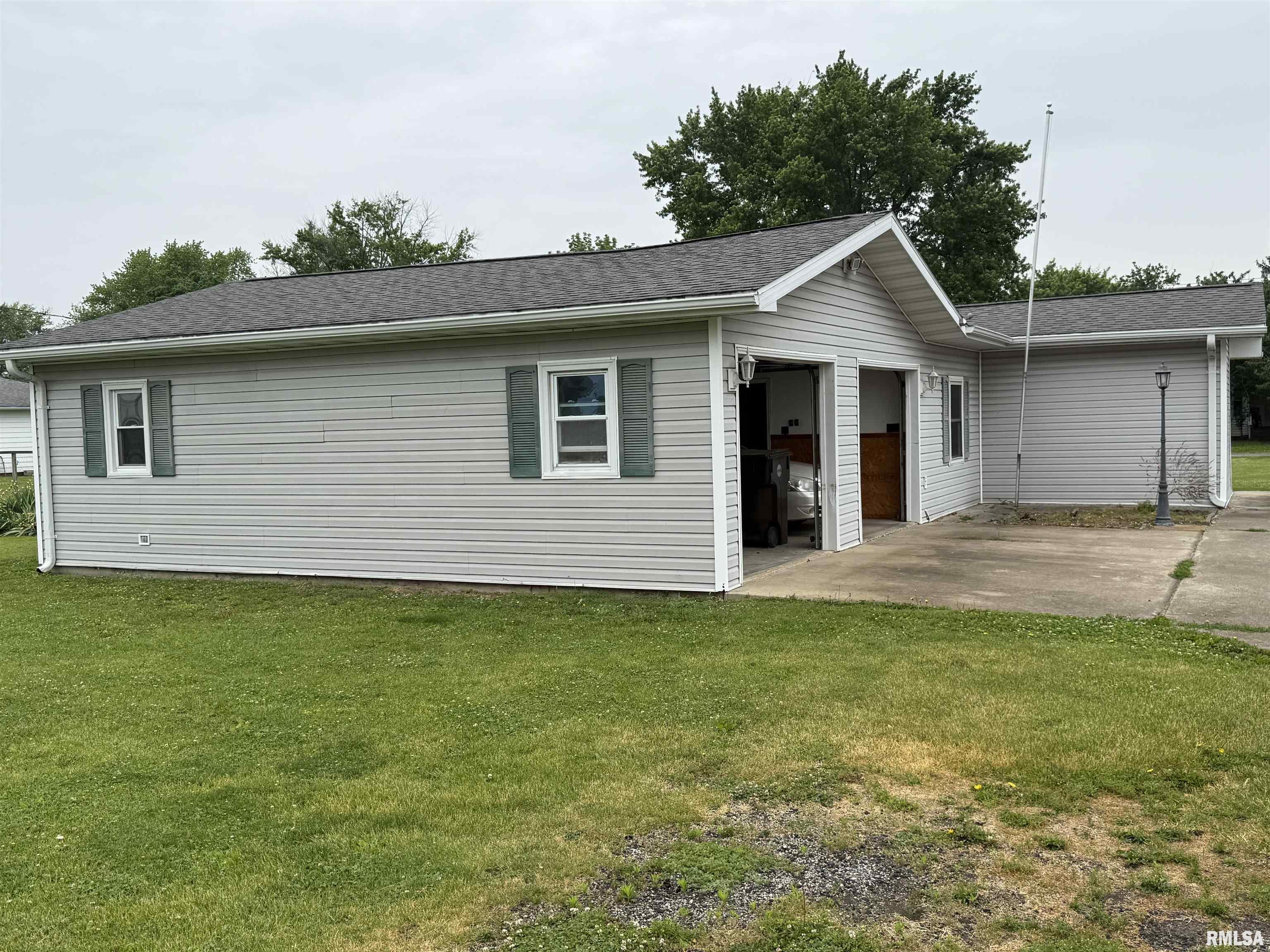 515 Morgan Street, Chapin, Illinois image 2