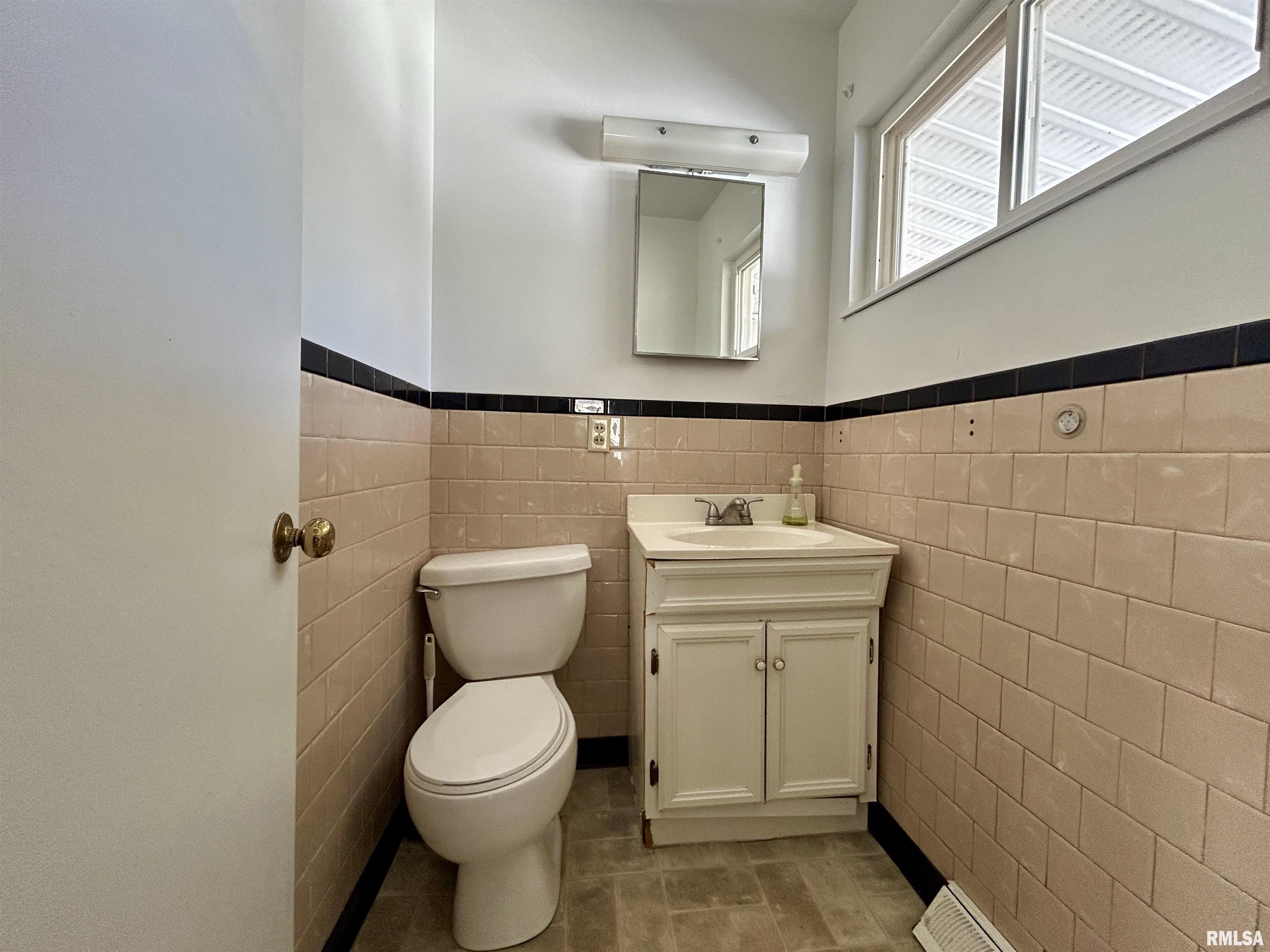 903 W Freeman Street, Carbondale, Illinois image 17