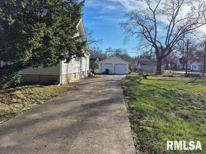 2218 W Butler Street, Peoria, Illinois image 3