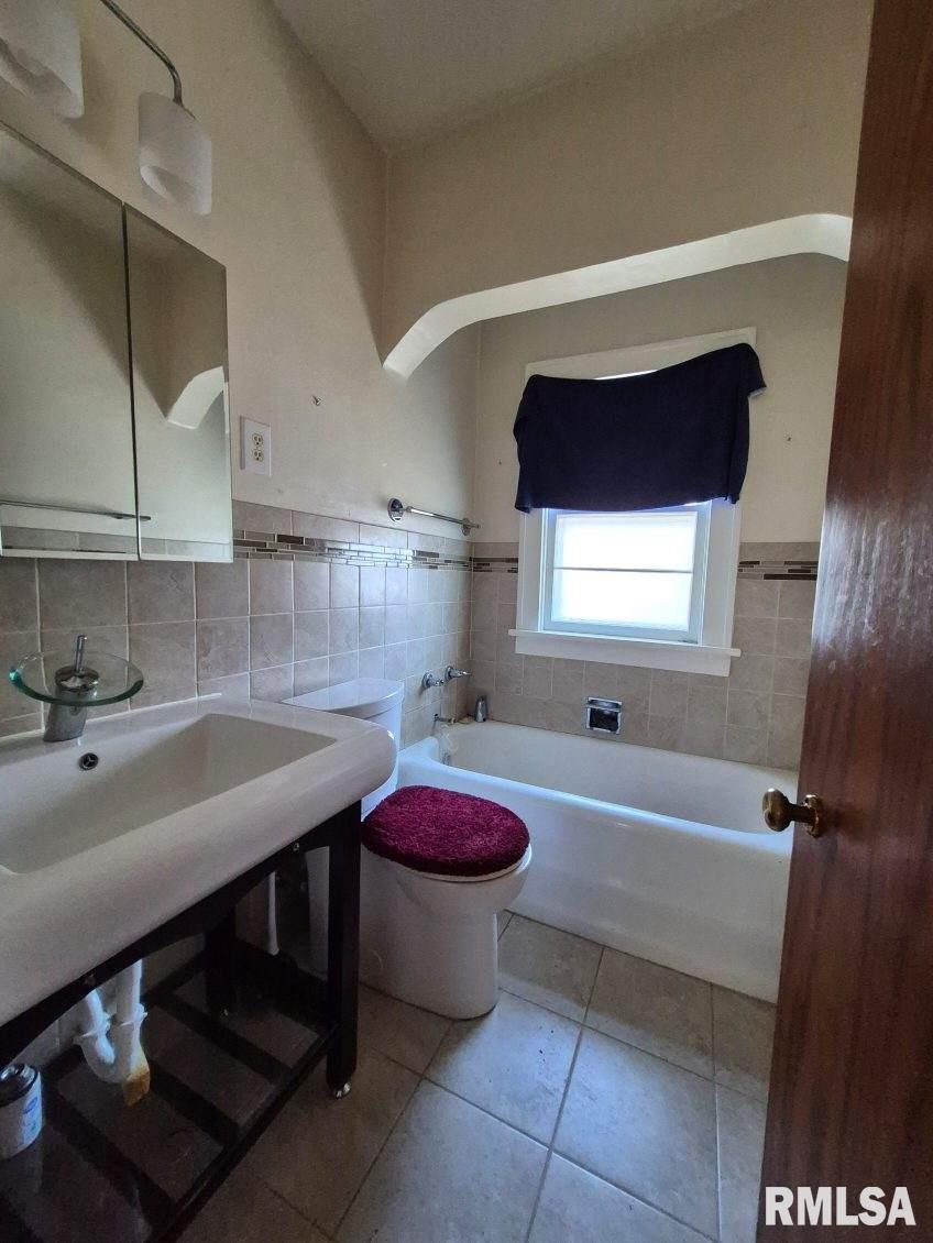 2218 W Butler Street, Peoria, Illinois image 11
