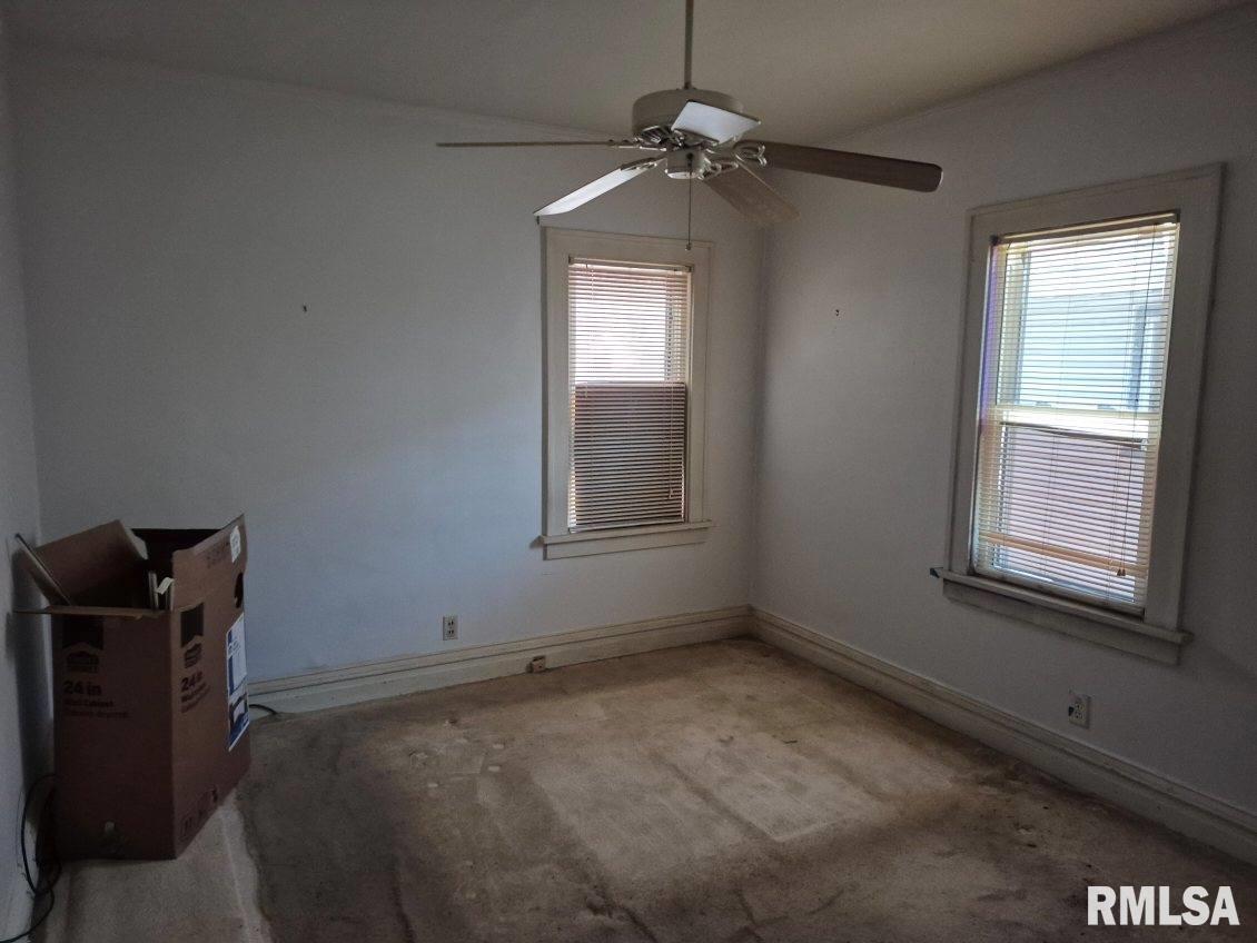 2218 W Butler Street, Peoria, Illinois image 8