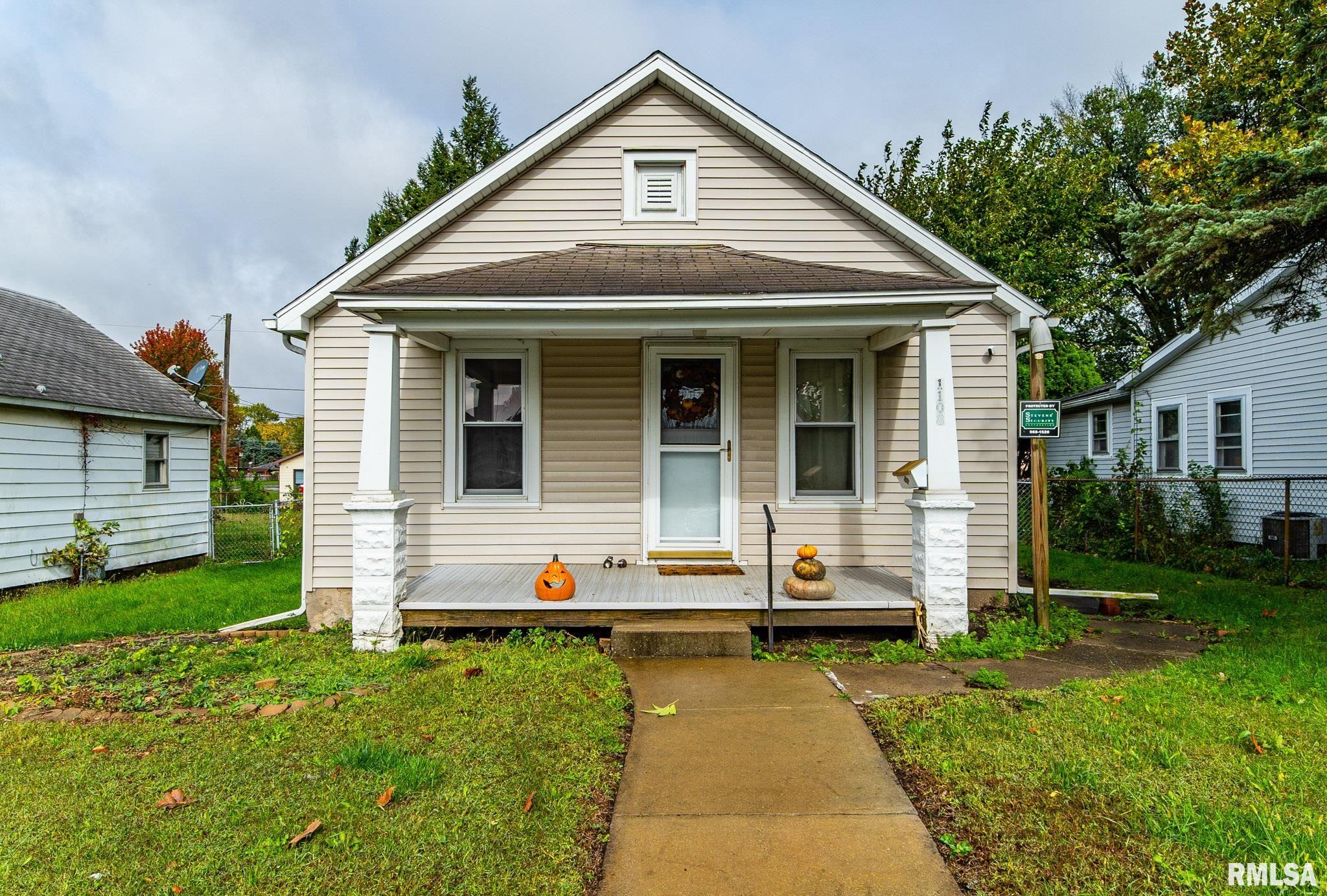 1108 6th Street, Lincoln, Illinois image 1