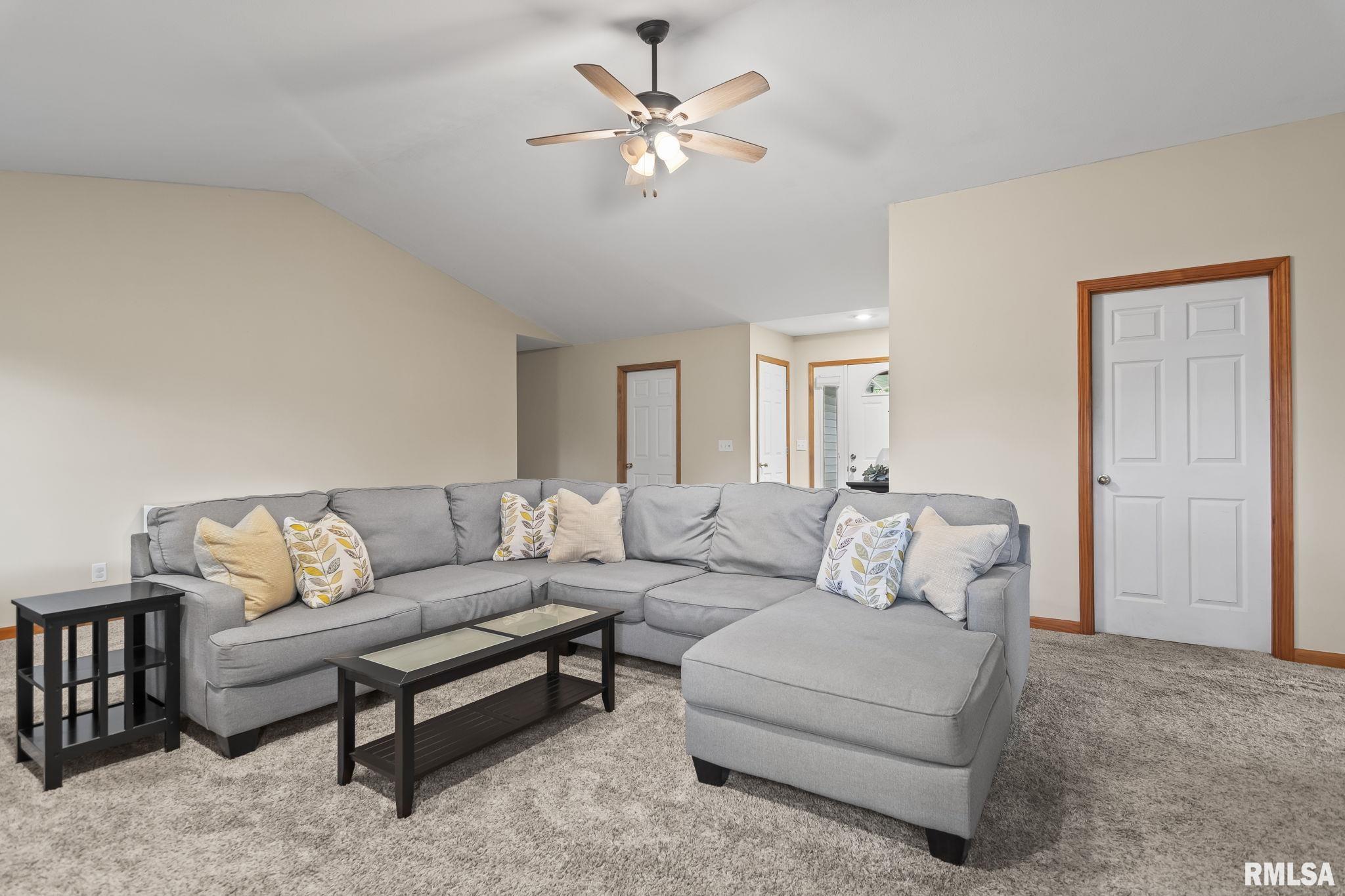 110 Brookside Glen Drive, Sherman, Illinois image 8