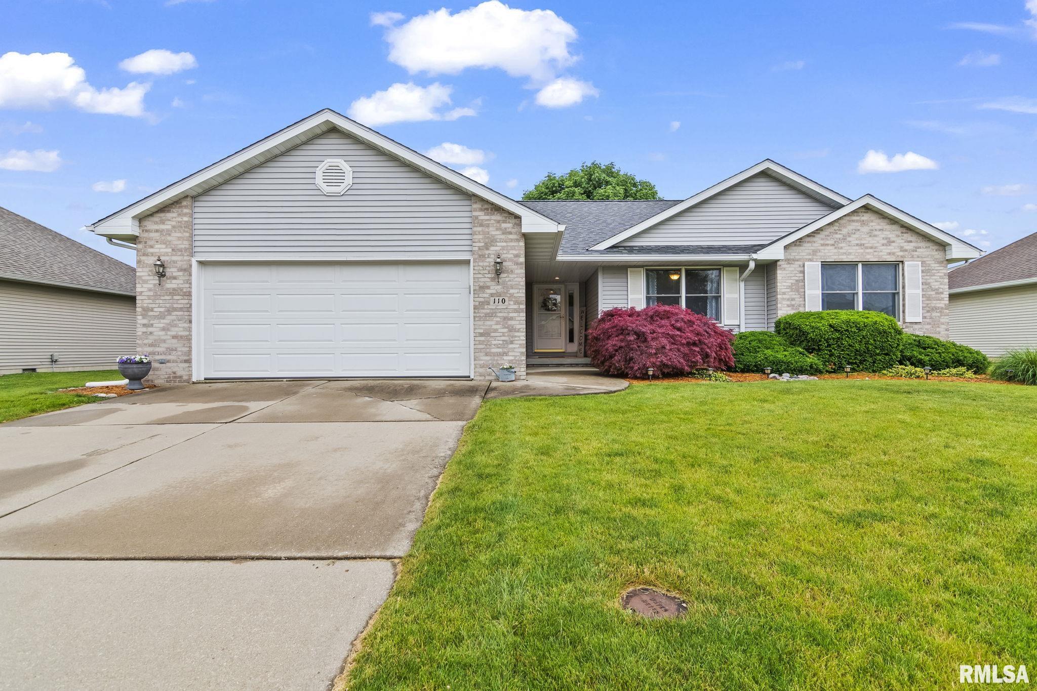 110 Brookside Glen Drive, Sherman, Illinois image 2